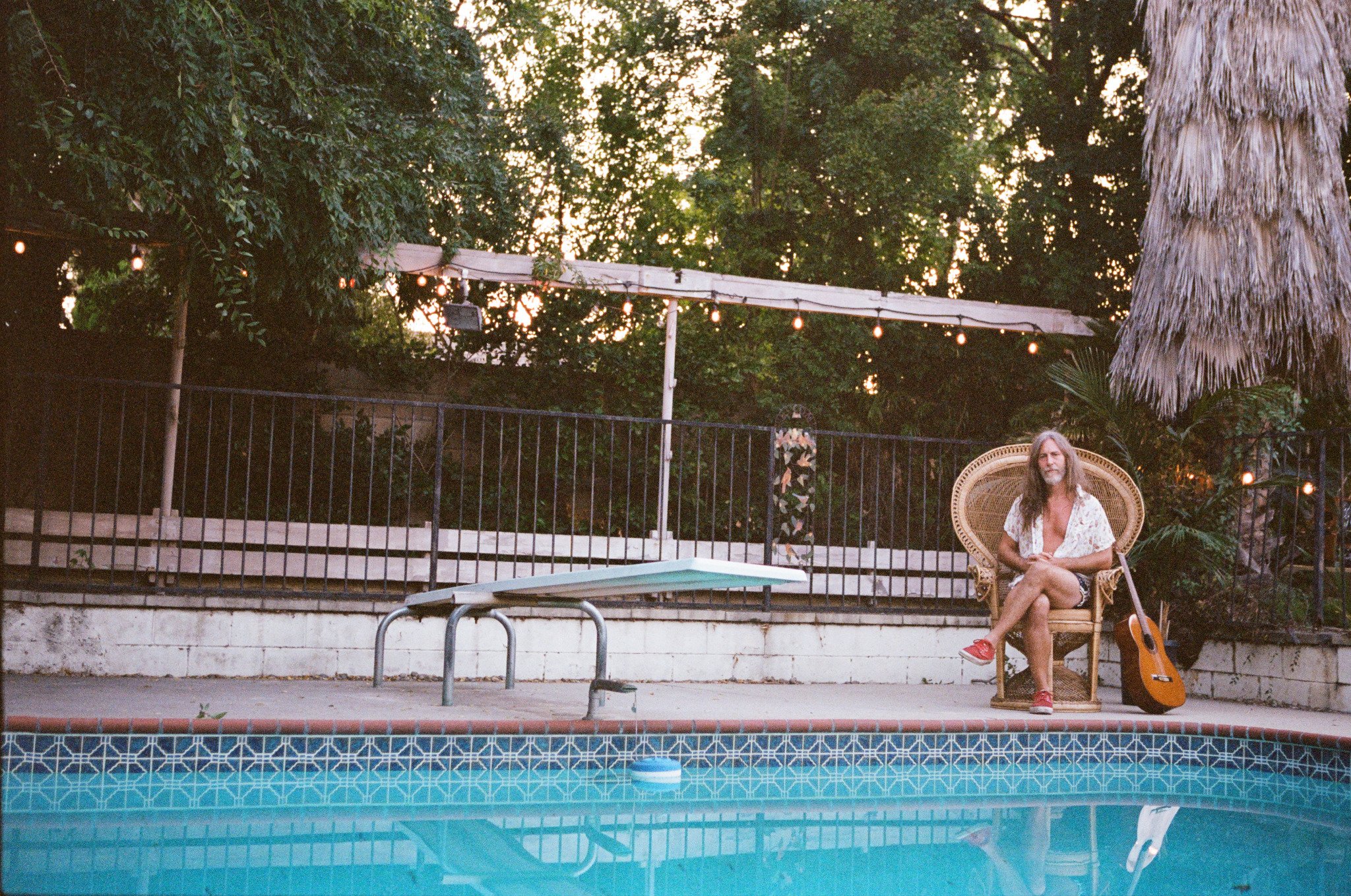 Pink Mountaintops-Peacock Pools- album art