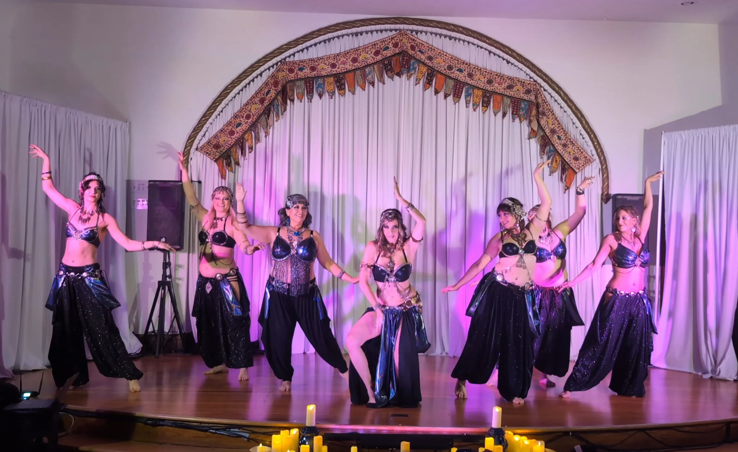 BELLYDANCE COMMUNITY SHOWCASE, SATURDAY MAY 2, @3PM IN THE GARDEN FEATURING JESSICA COOPER AND TROUPE AZULENE. FREE EVENT!