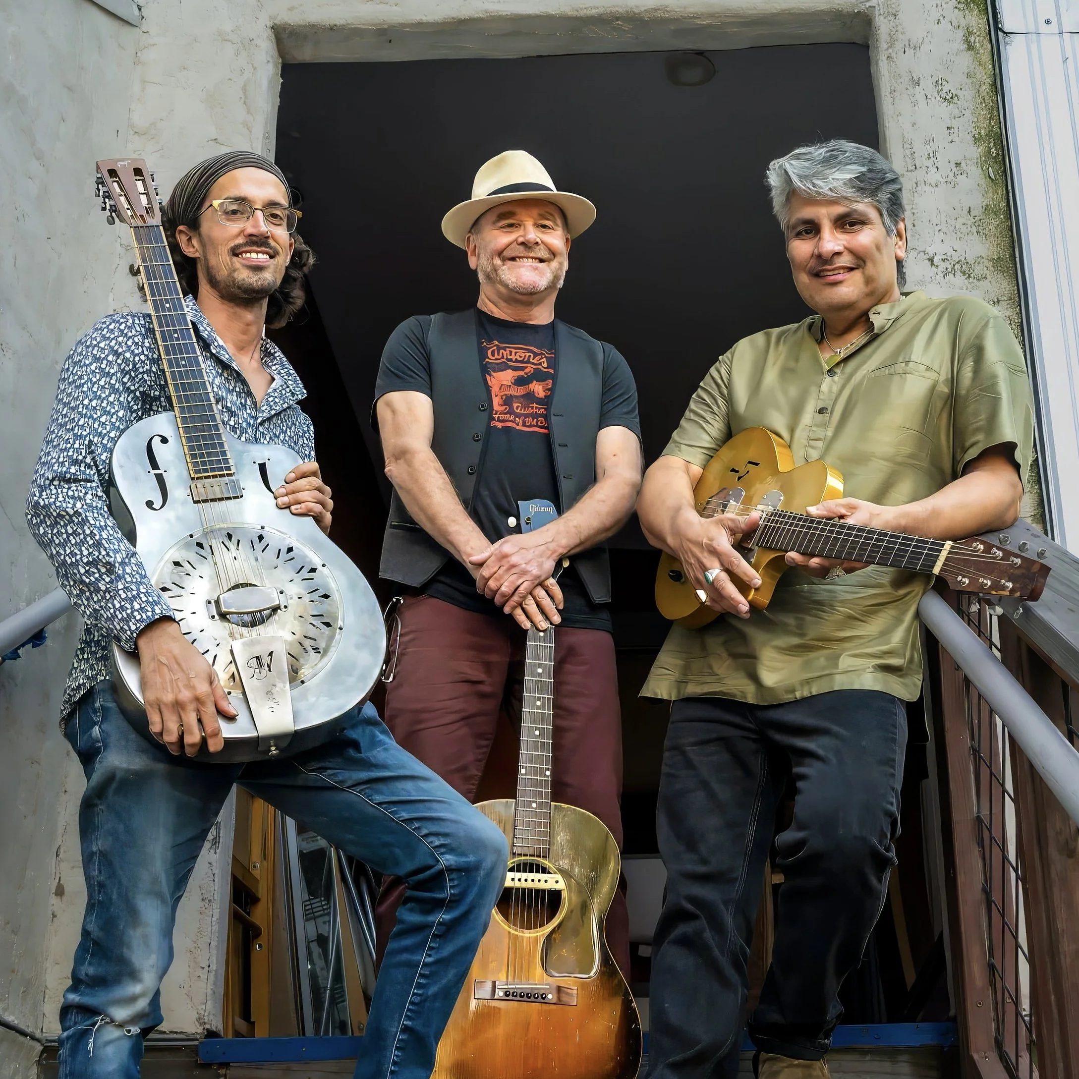 THE GUITARSONISTS WITH MIGHTY MIKE SCHERMER, THURSDAY OCTOBER 8, 5:30 to 7:30pm on the GARDEN STAGE! $25