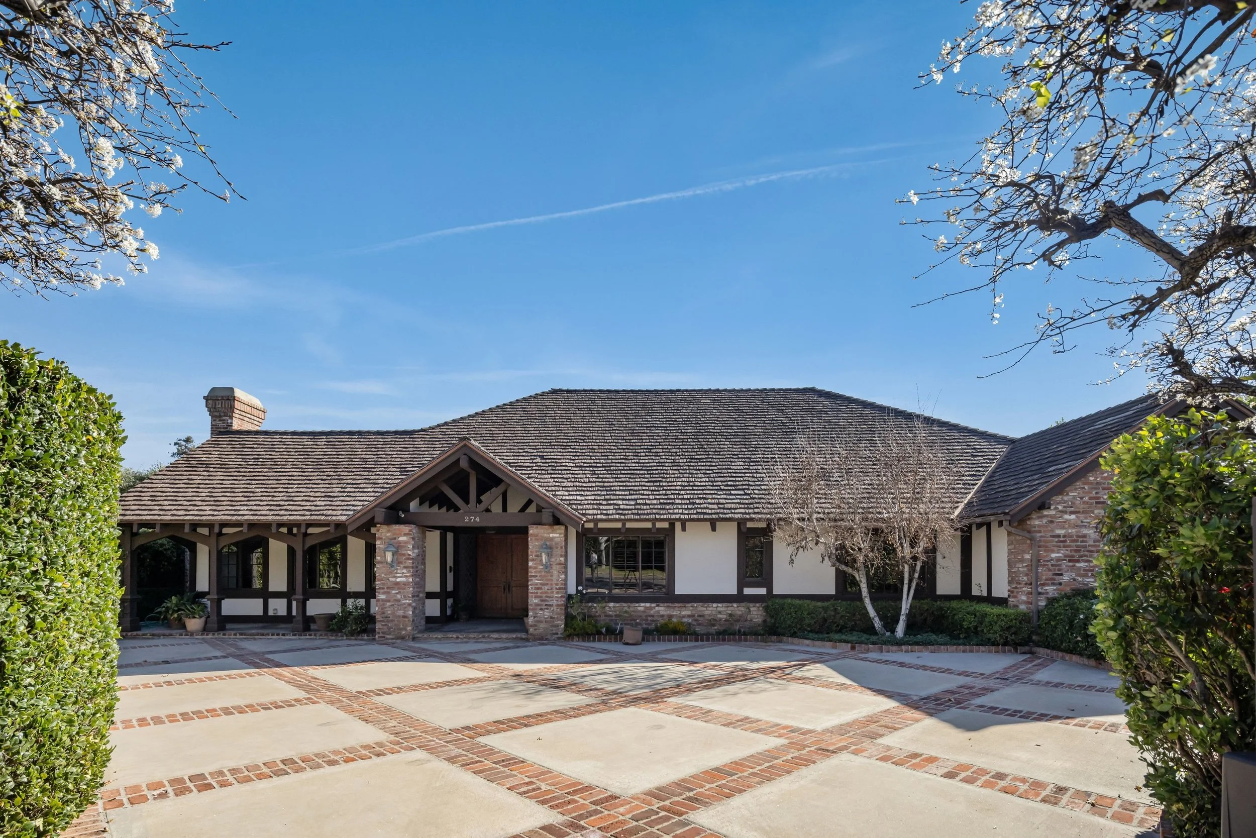 274 N Saltair Ave | Brentwood 