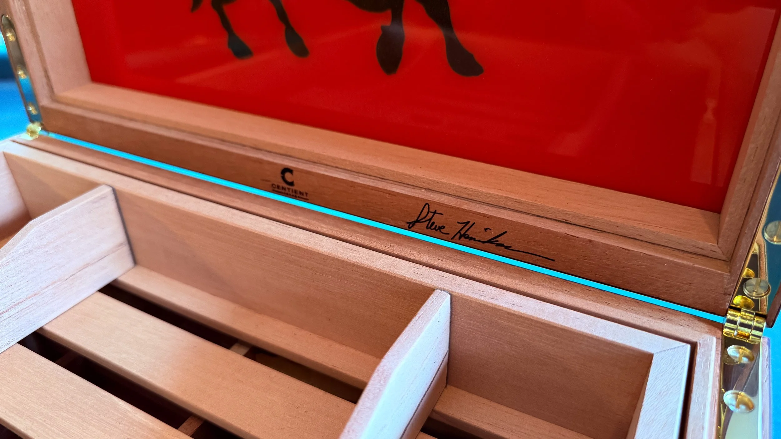 centient-luxury-walnut-burl-humidor-interior-branding-signature-bull.jpg