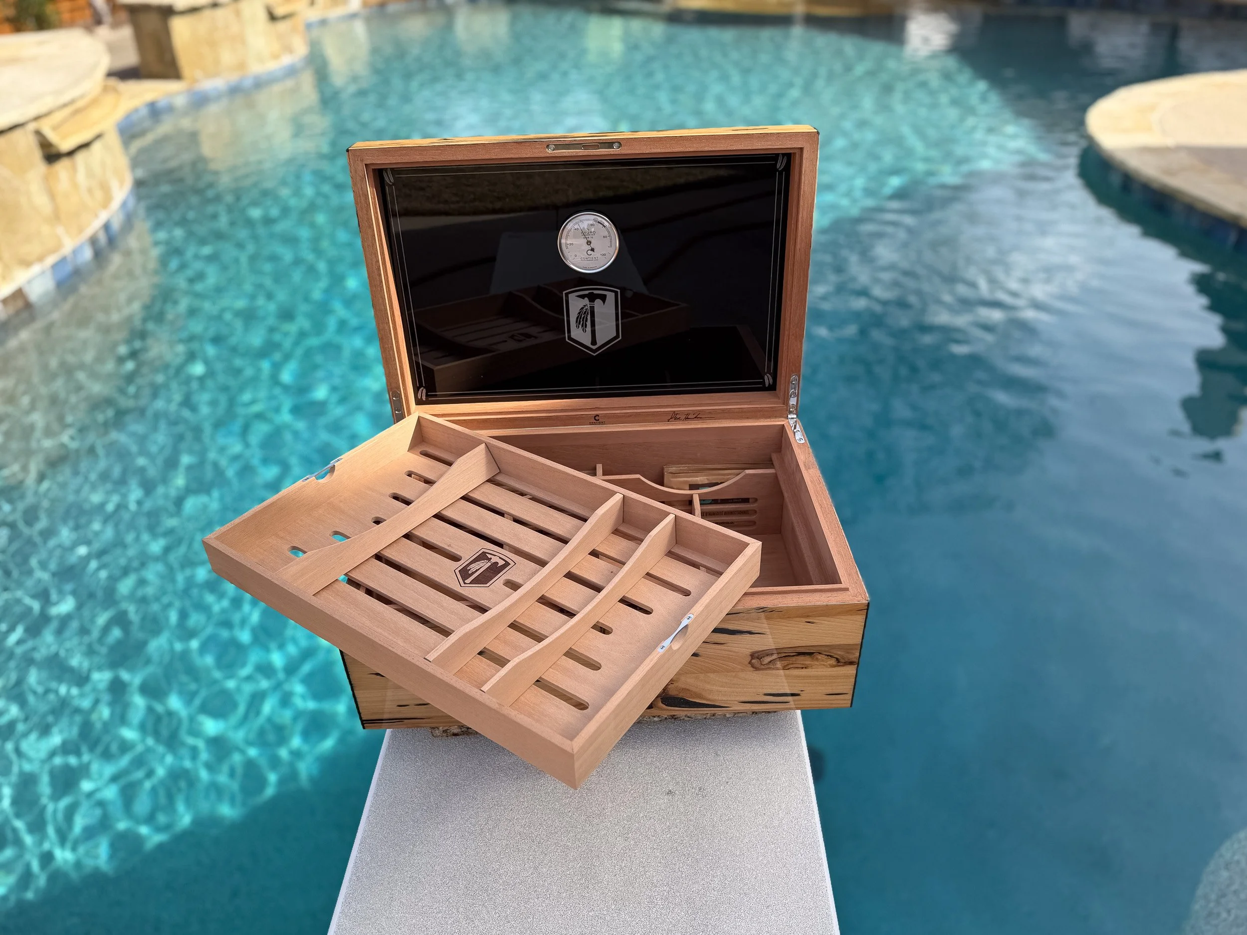 centient-luxury-pecky-cypress-humidor-tray-angled.jpg