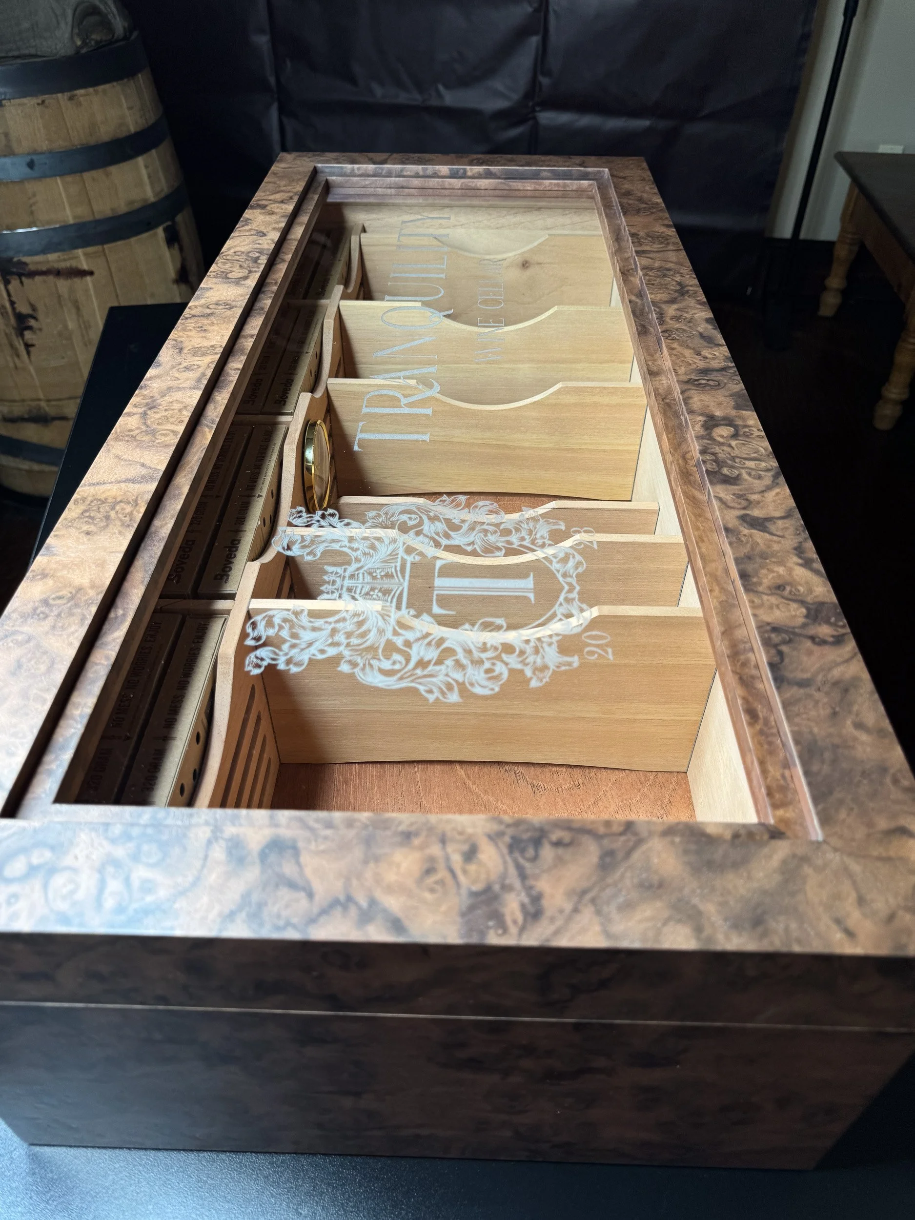 centient-luxury-walnut-burl-museum-glass-humidor-engraved-tray-top-view.jpg