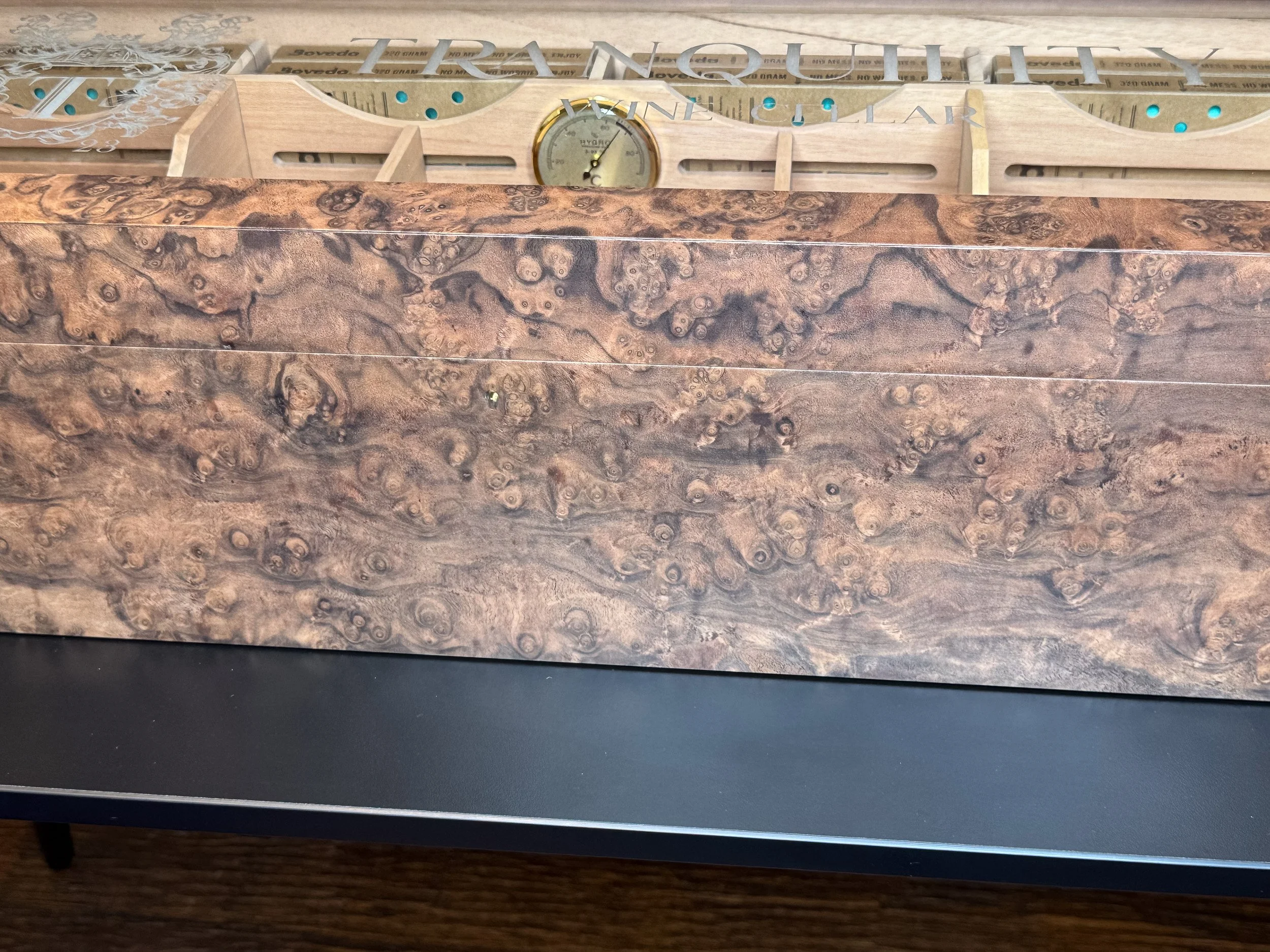 centient-luxury-walnut-burl-museum-glass-humidor-front-closeup.jpg