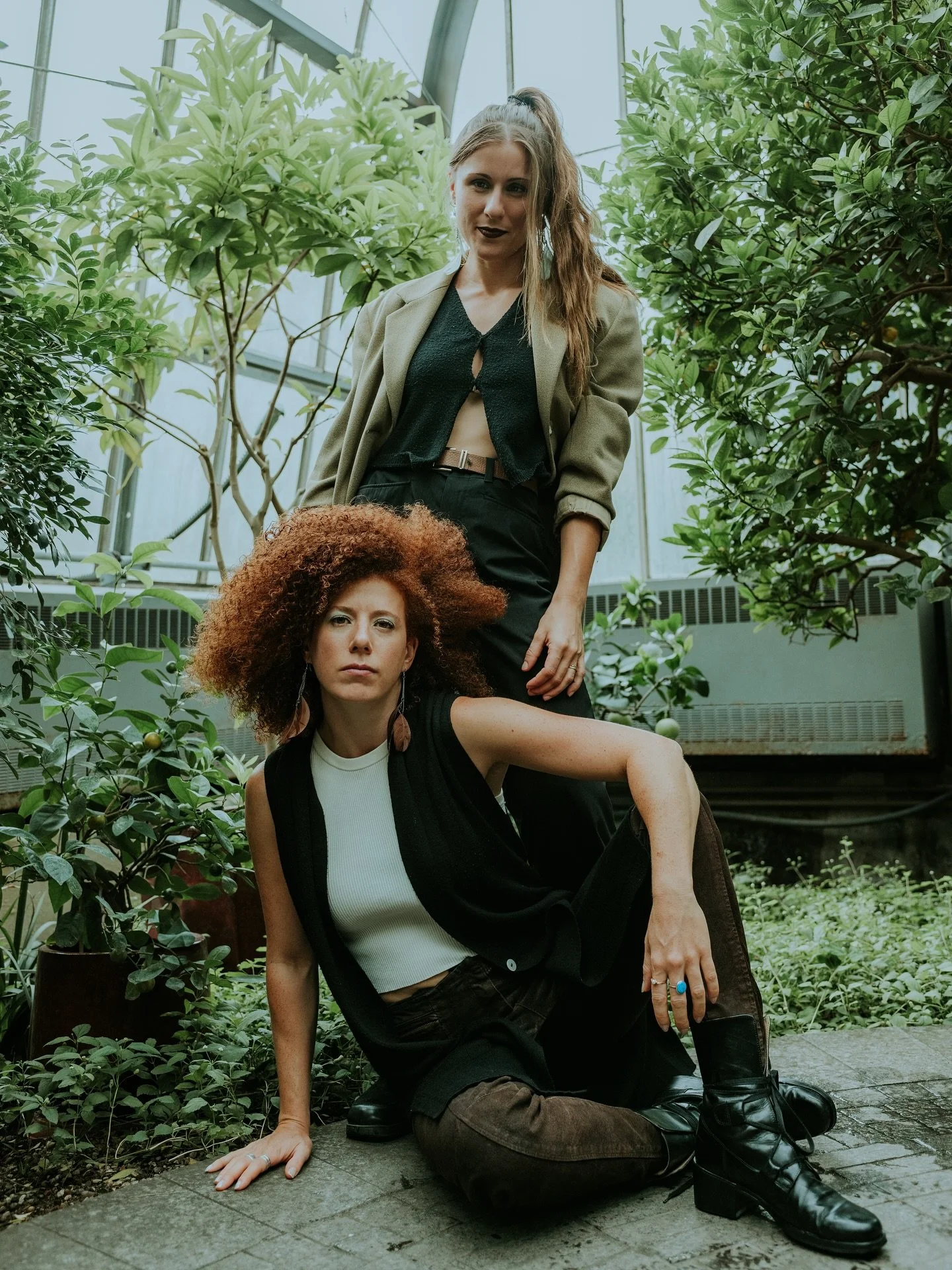 Johanna &amp; Gab on digital for their beautiful project &ldquo;FLORAXIS.&rdquo; 🍃

#montrealphotographer 
#montrealartist 
#mtlphotographer