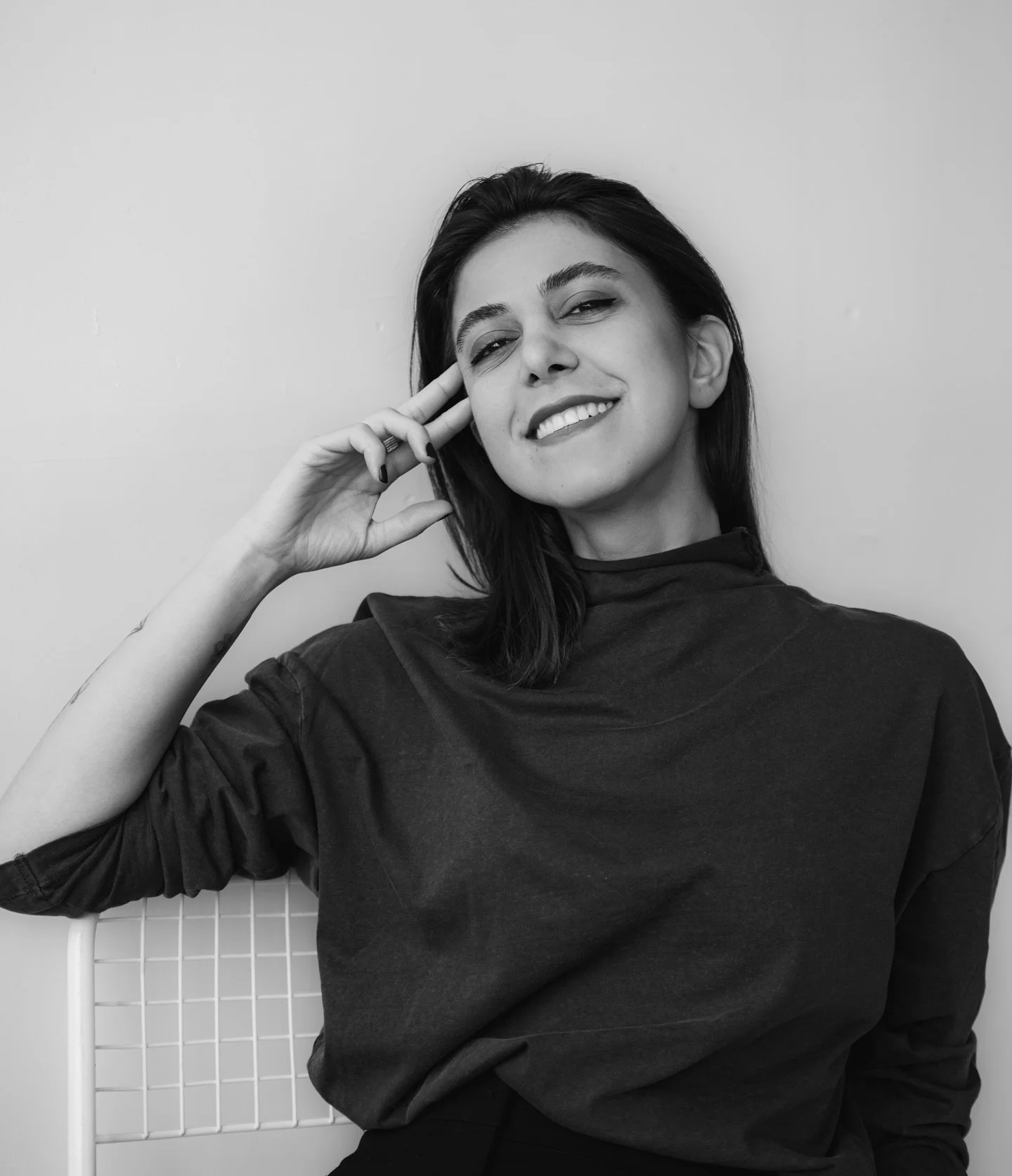 Farnaz on digital, 2023.