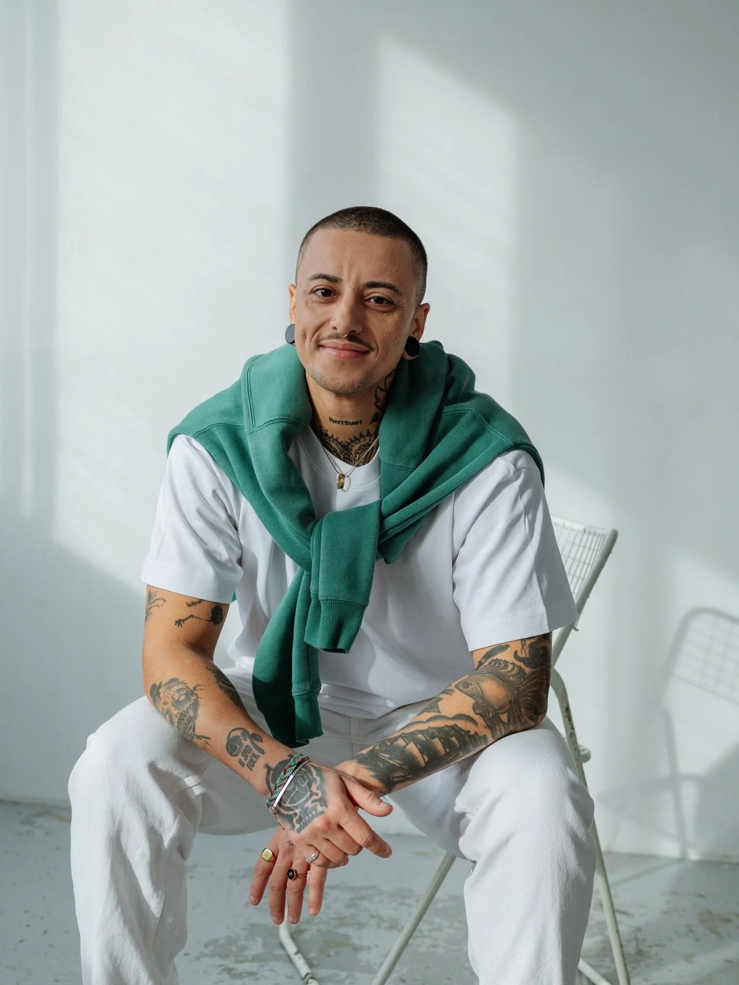 Recent headshot update for @alpoiesis 💫 

#mtlphotographer #montrealphotographer #mtl #montreal #headshotphotography