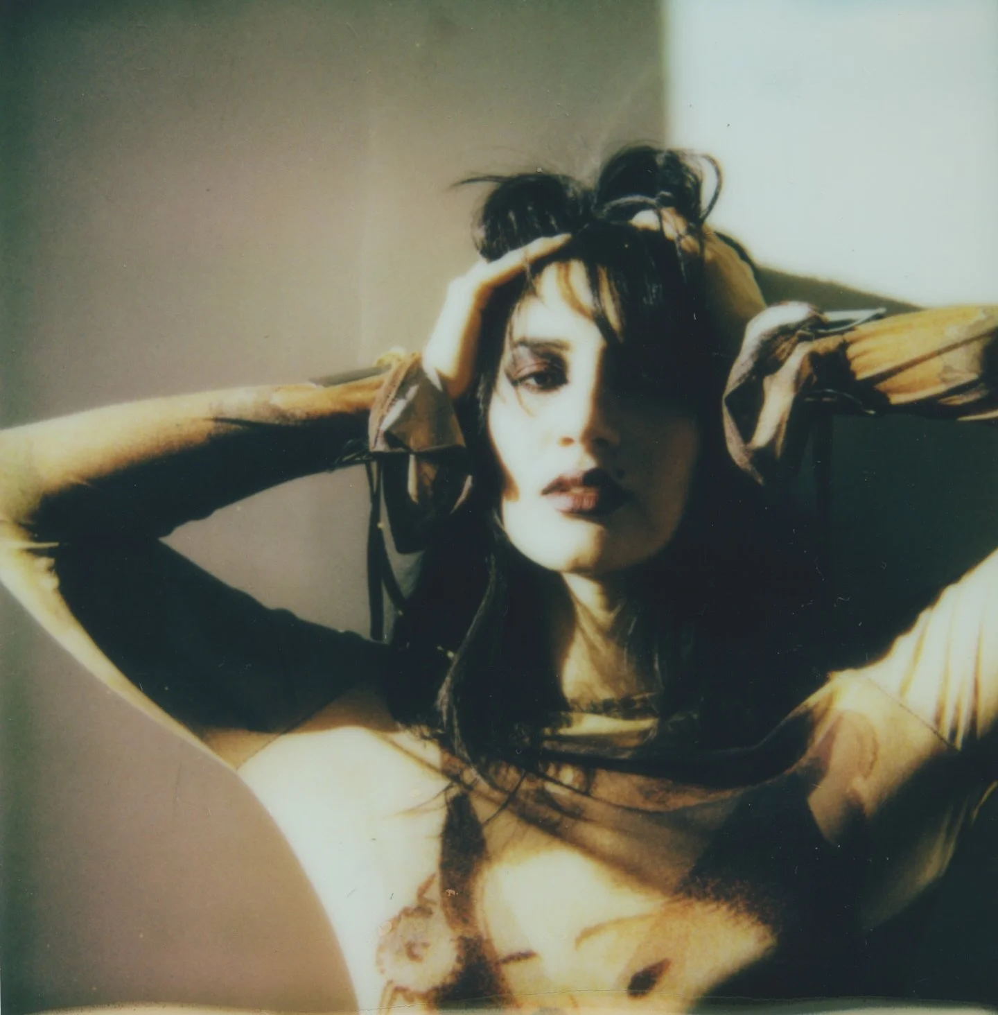 Mai-Anne on Polaroid.

Model: @maiannenguyen 
MUA: @comprenable 
Photographer: @hannahcoveyphoto 

#montrealphotographer #montrealmodel #montrealmua #mtlphotographer