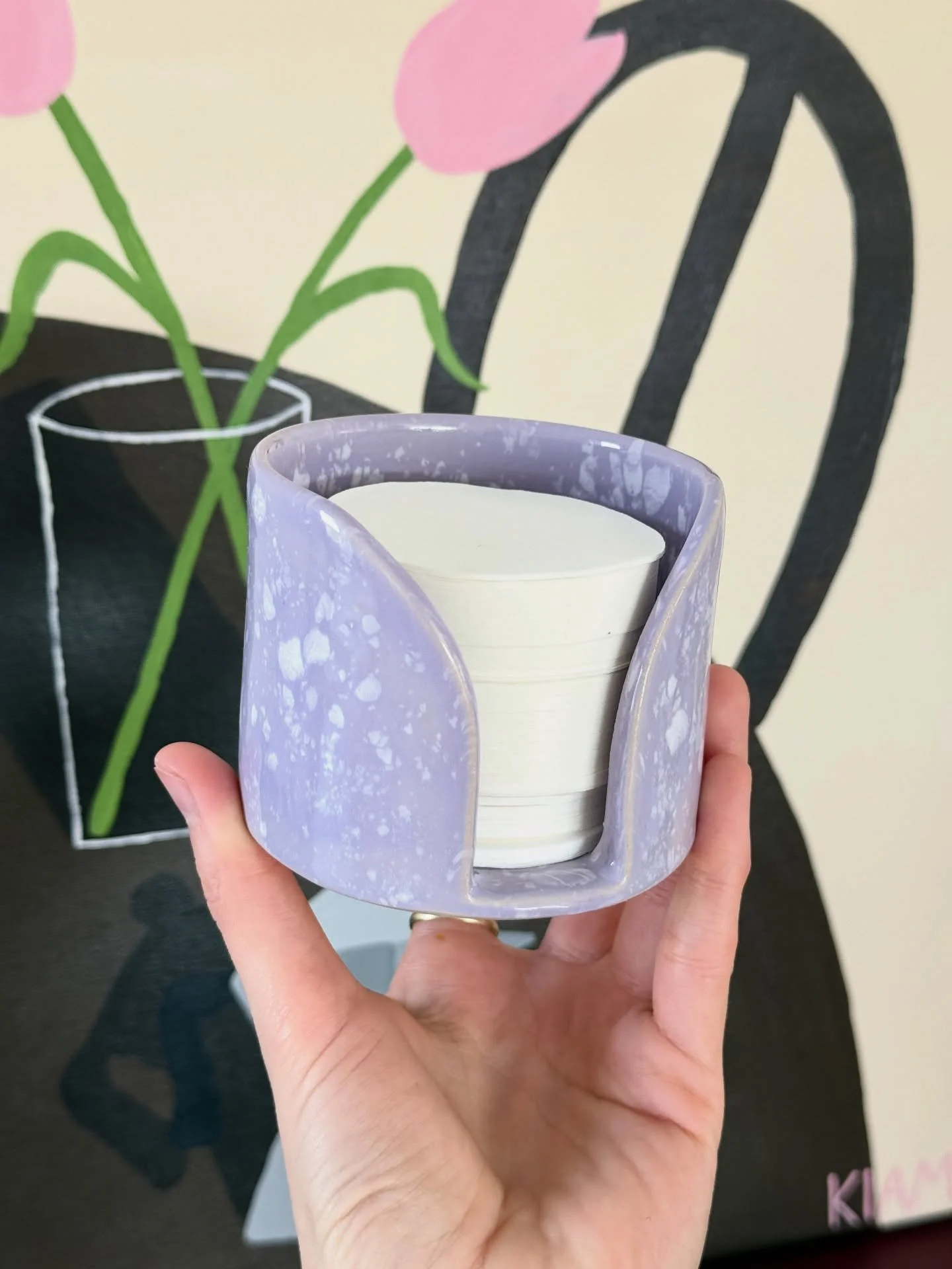 Ik krijg vaak de vraag voor wat deze &lsquo;dingen&rsquo; dienen 🙈 Ondertussen merk ik dat die vraag twee antwoorden heeft. 

Oorspronkelijk Aeropress filterhouders, omdat ik de originele van Aeropress niet zo mooi vond 😅 

Maaaaarrrr dan ontdekte 