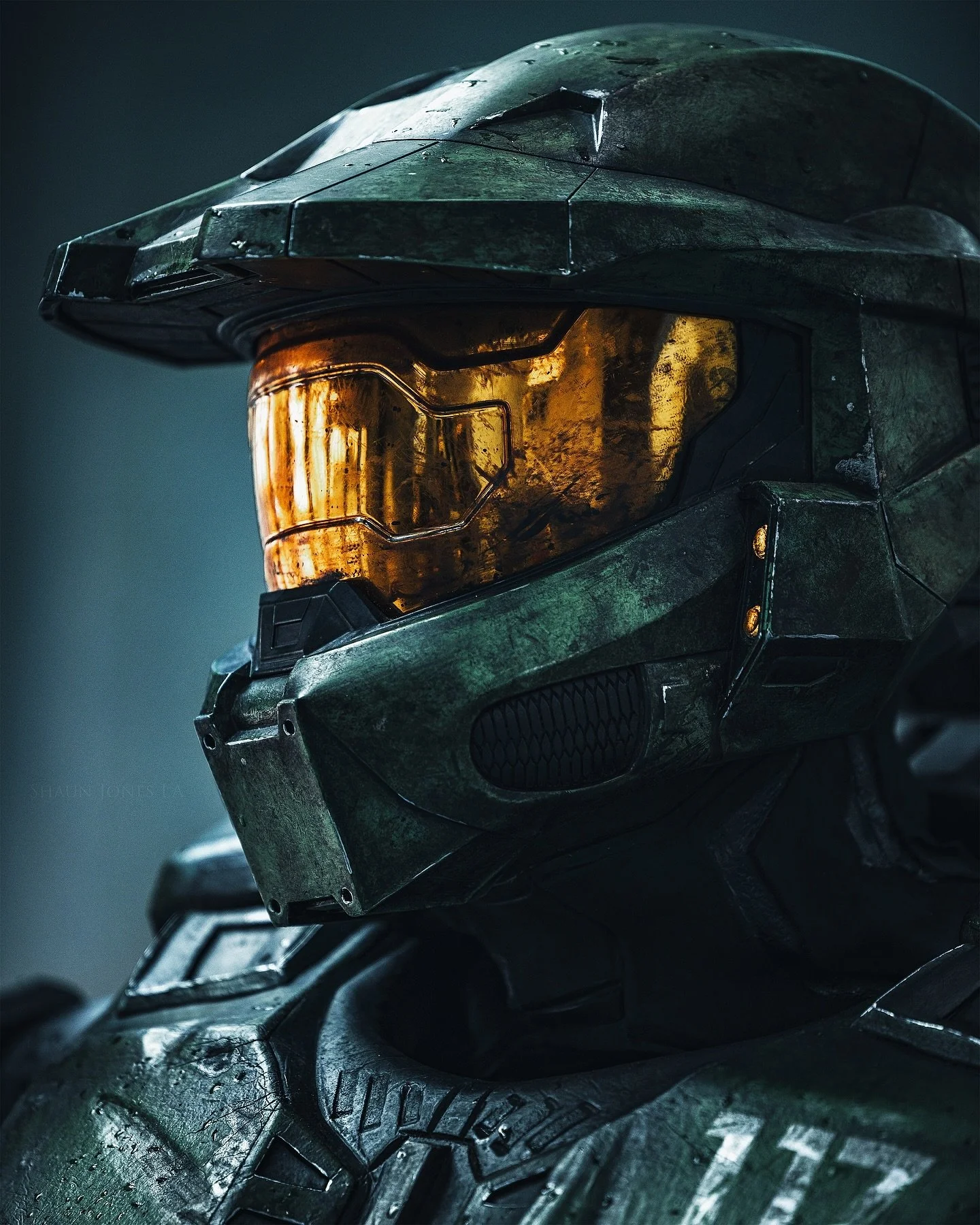 Hero Portraits - Master Chief
Cosplay: @thetinygeek 
Photography: @shaunjonesla 
Event: @wondercon 
#Halo #MasterChief #Xbox