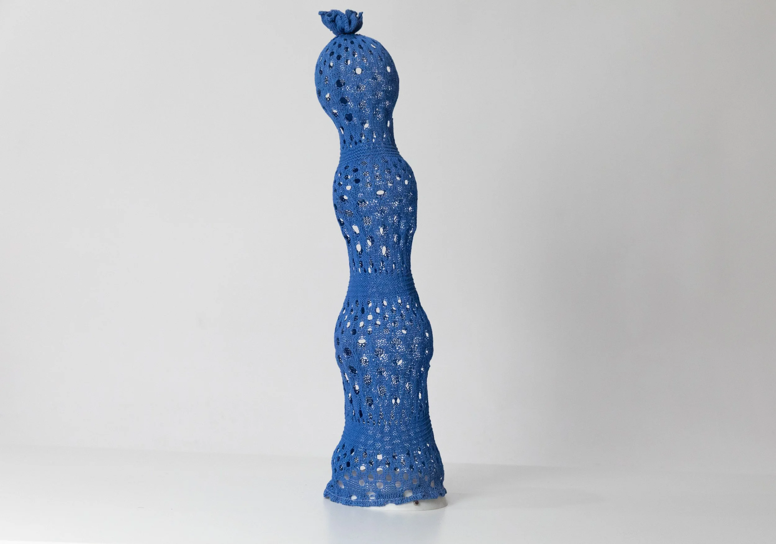 CaraHuato_OrangeTie_2025_KnitBioplastic_13.335cm _£500.jpg