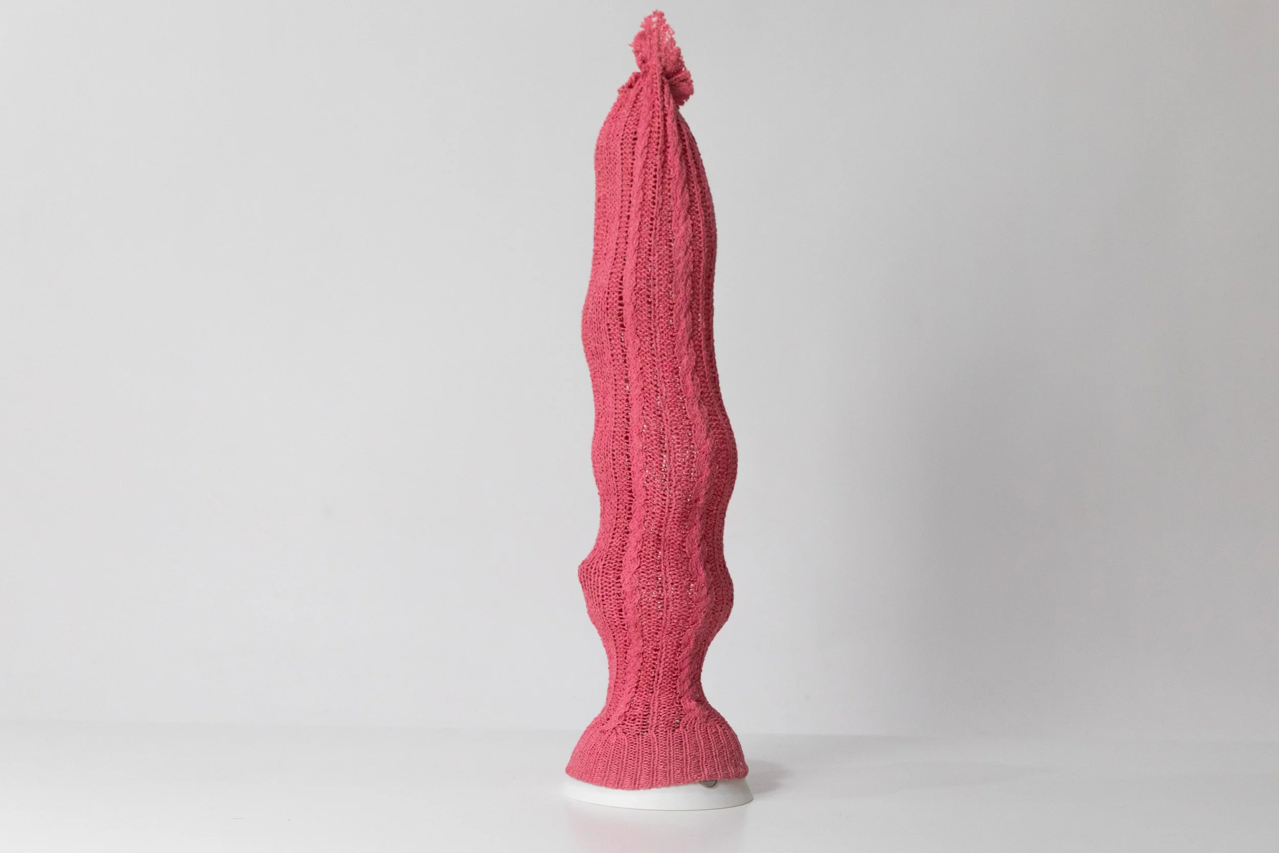 CaraHuato_GrapeBoubles_2025_KnitBioplastic_13.335cm _£500.jpg