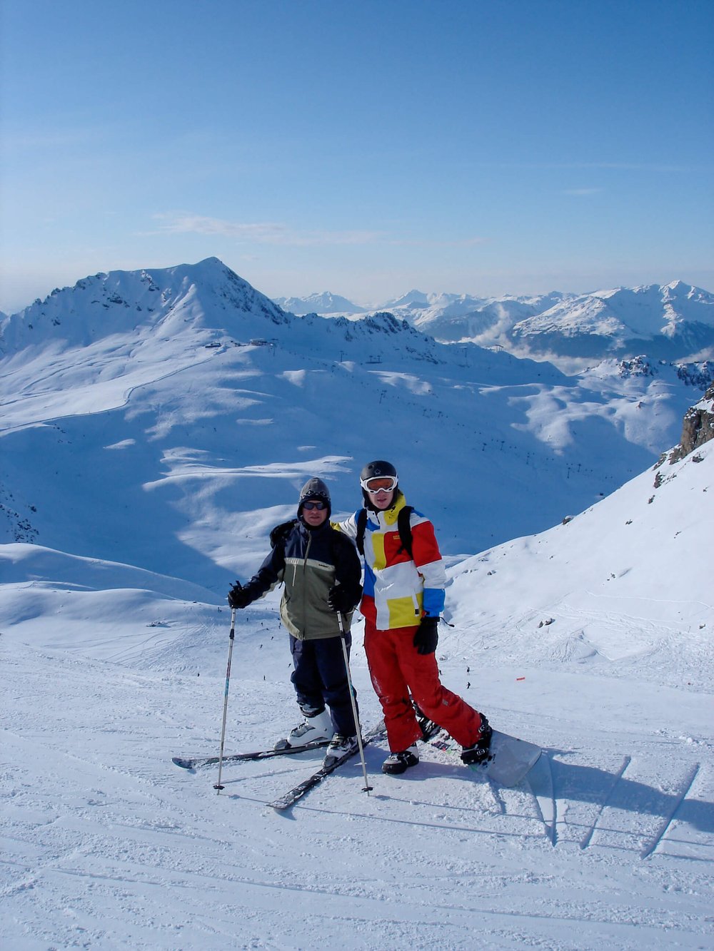 snowboarder-les-arc-ski-resort.JPG
