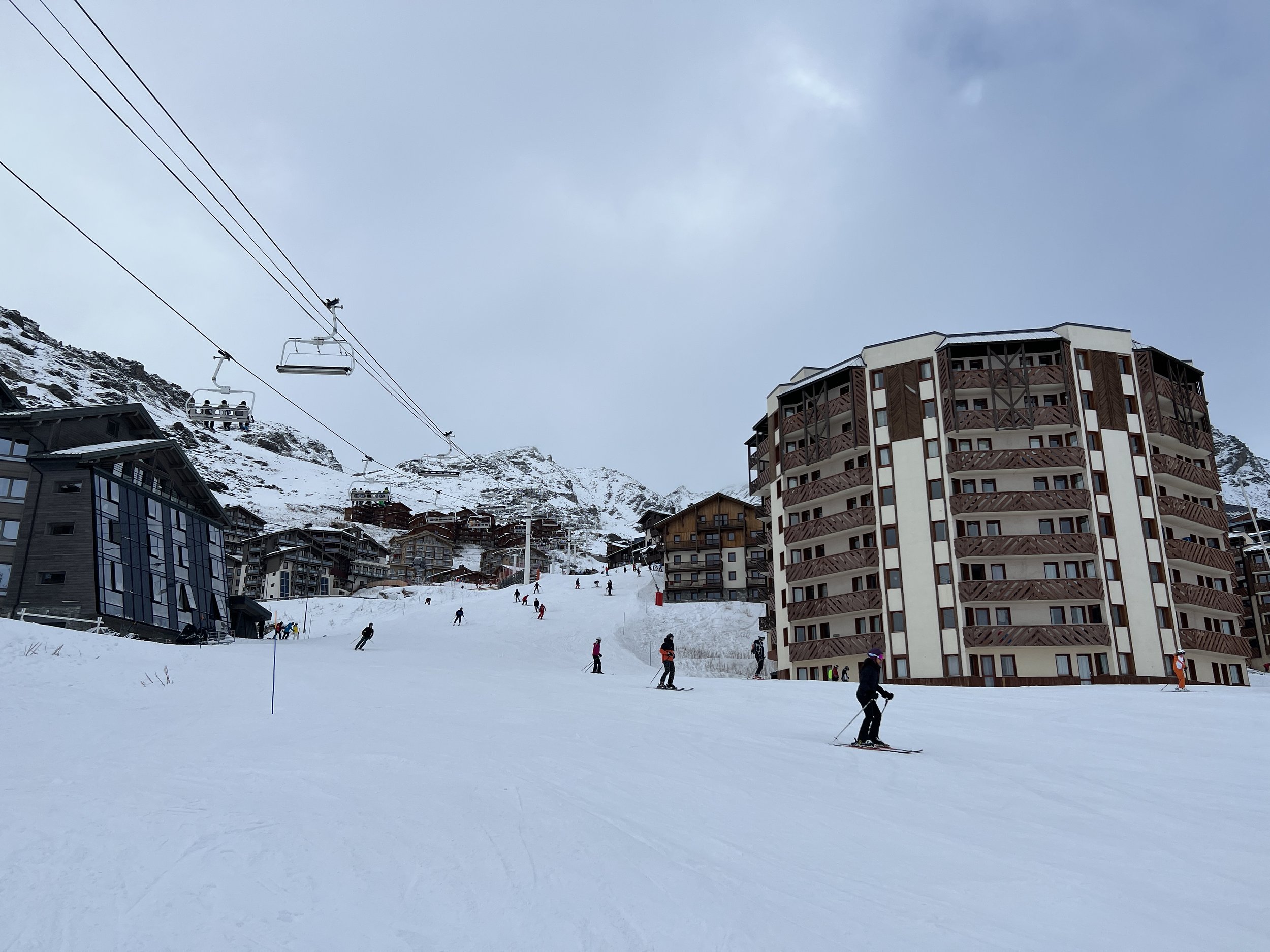 skiers-skiing-through-val-thorens-village.JPG