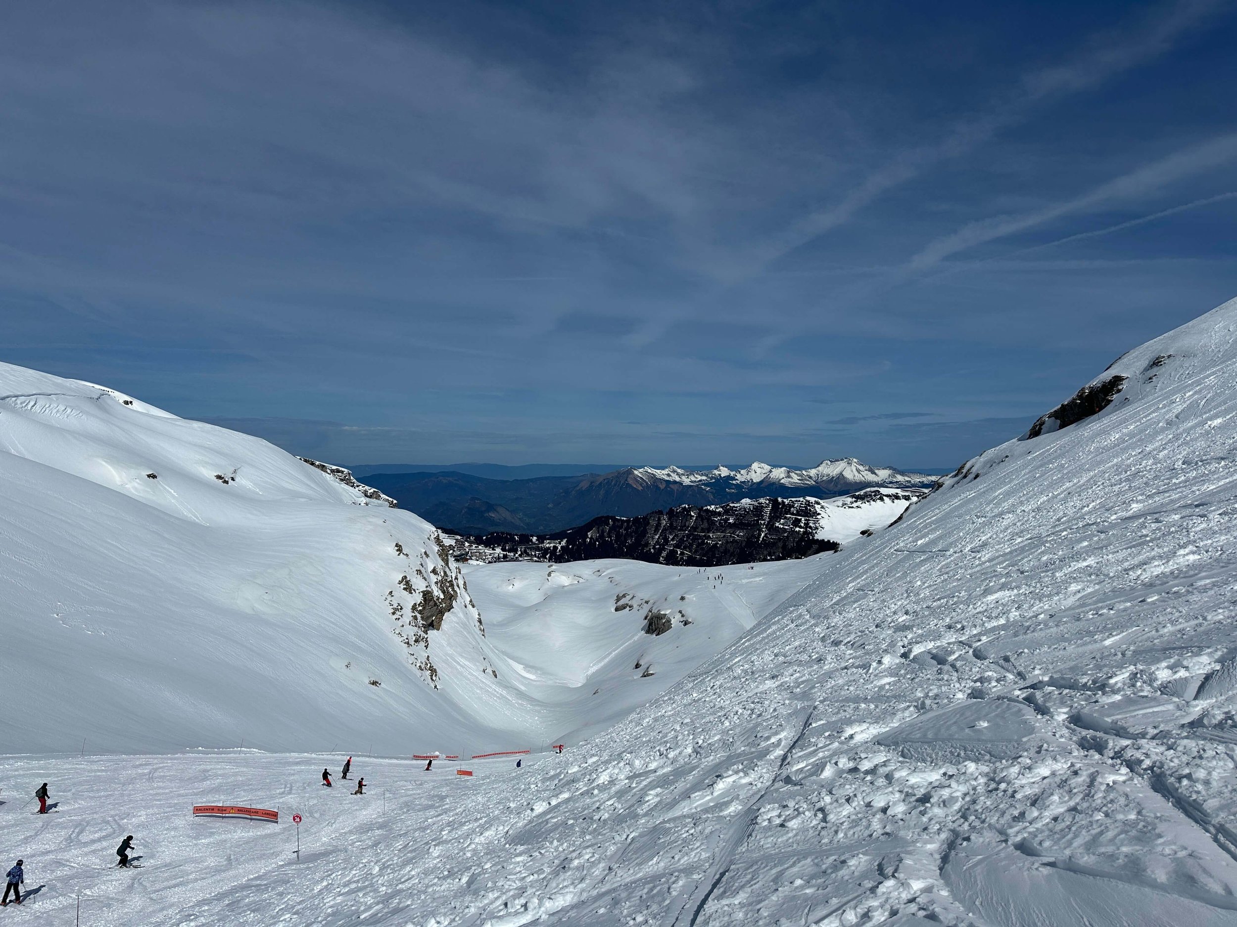 flaine-grand-massif-skiing.JPG