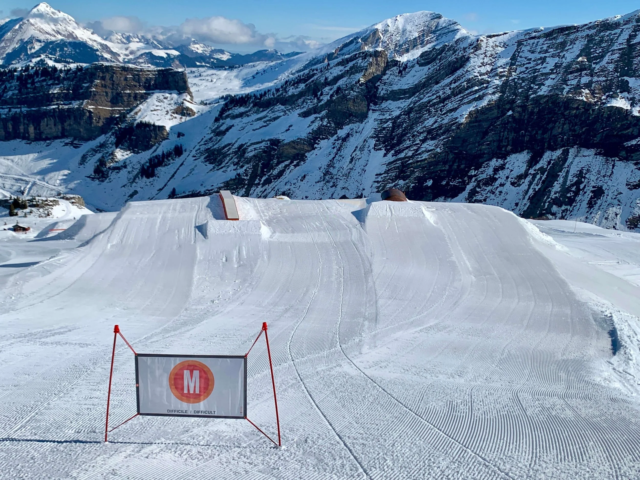 jumps-avoriaz-terrain-park.JPG