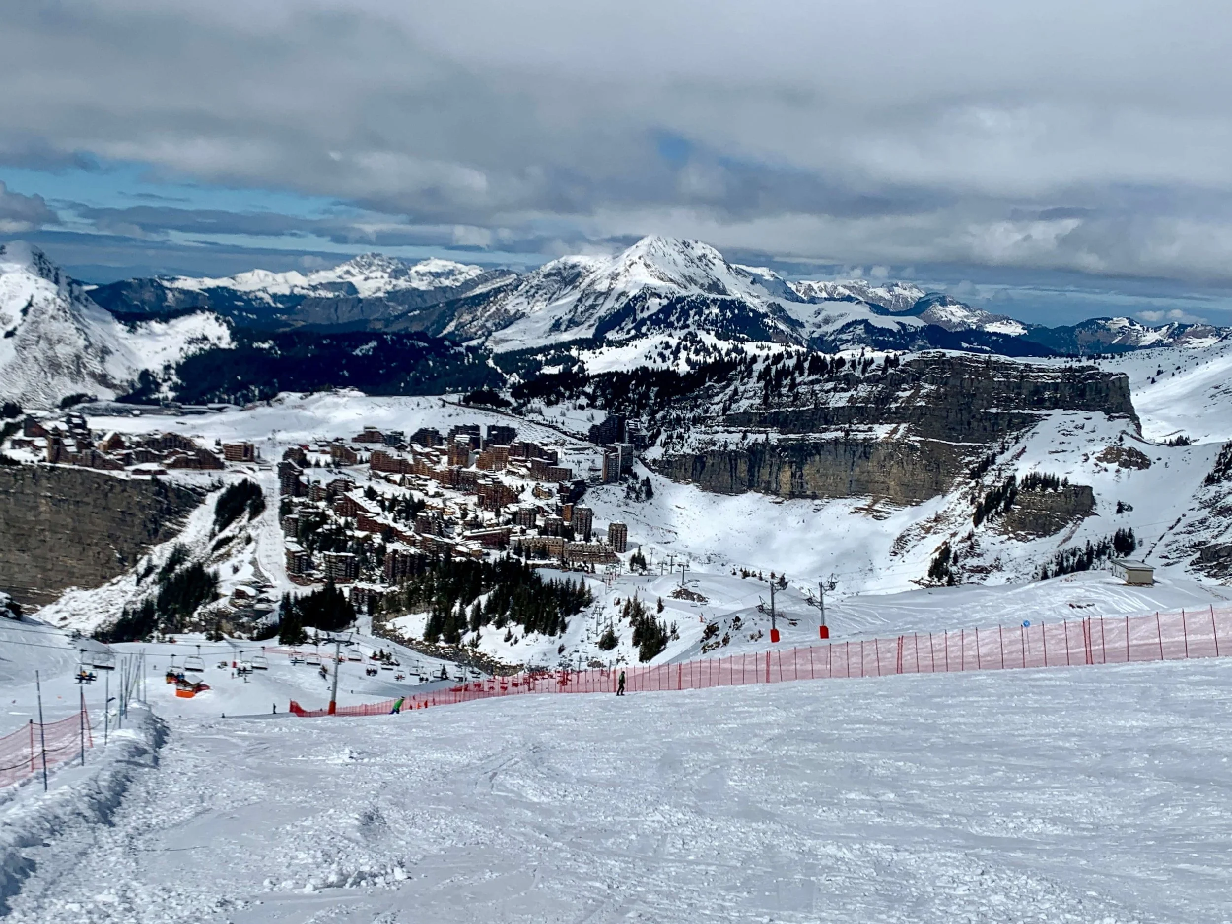 looking-back-to-avoriaz-portes-du-soleil.JPG