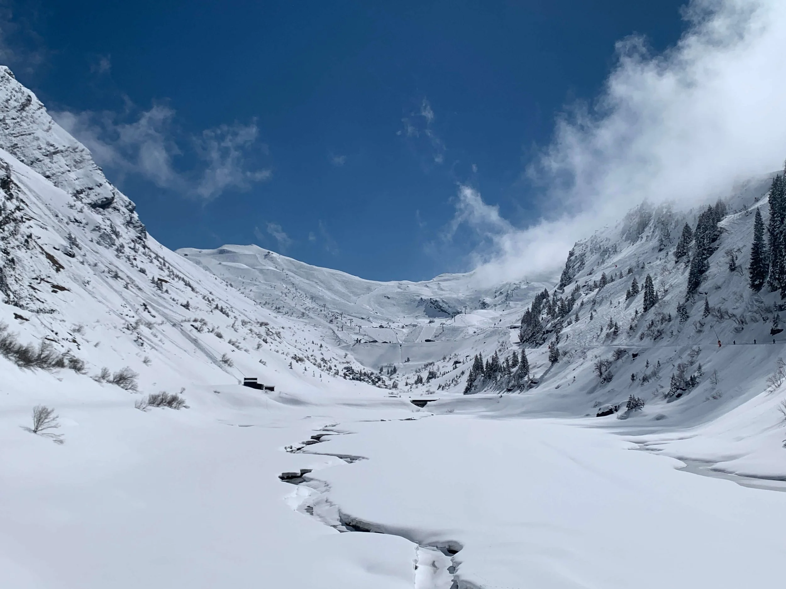 avoriaz-ski-resort.JPG