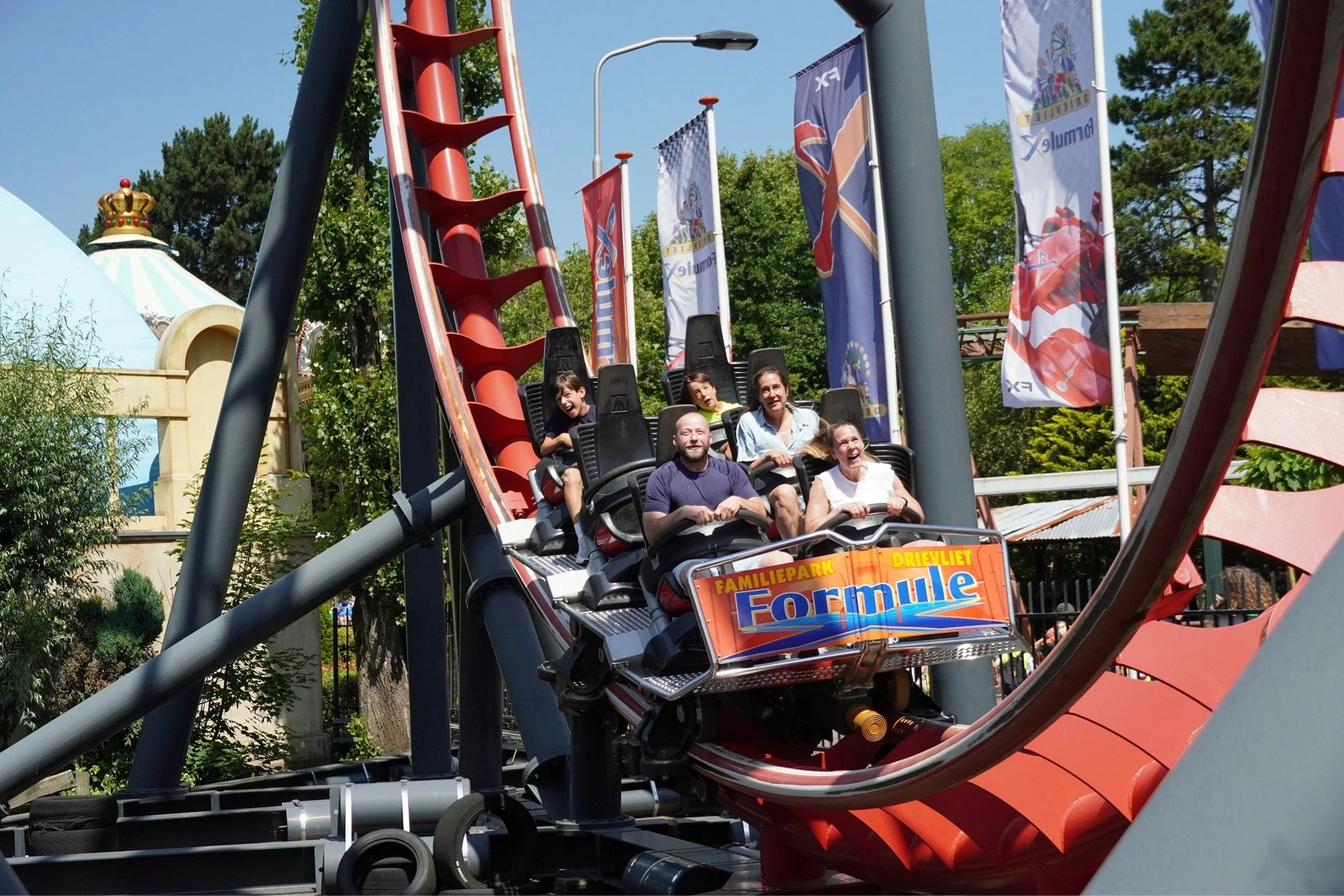 drievliet-family-park-netherlands-formule-x-roller-coaster-c.JPG