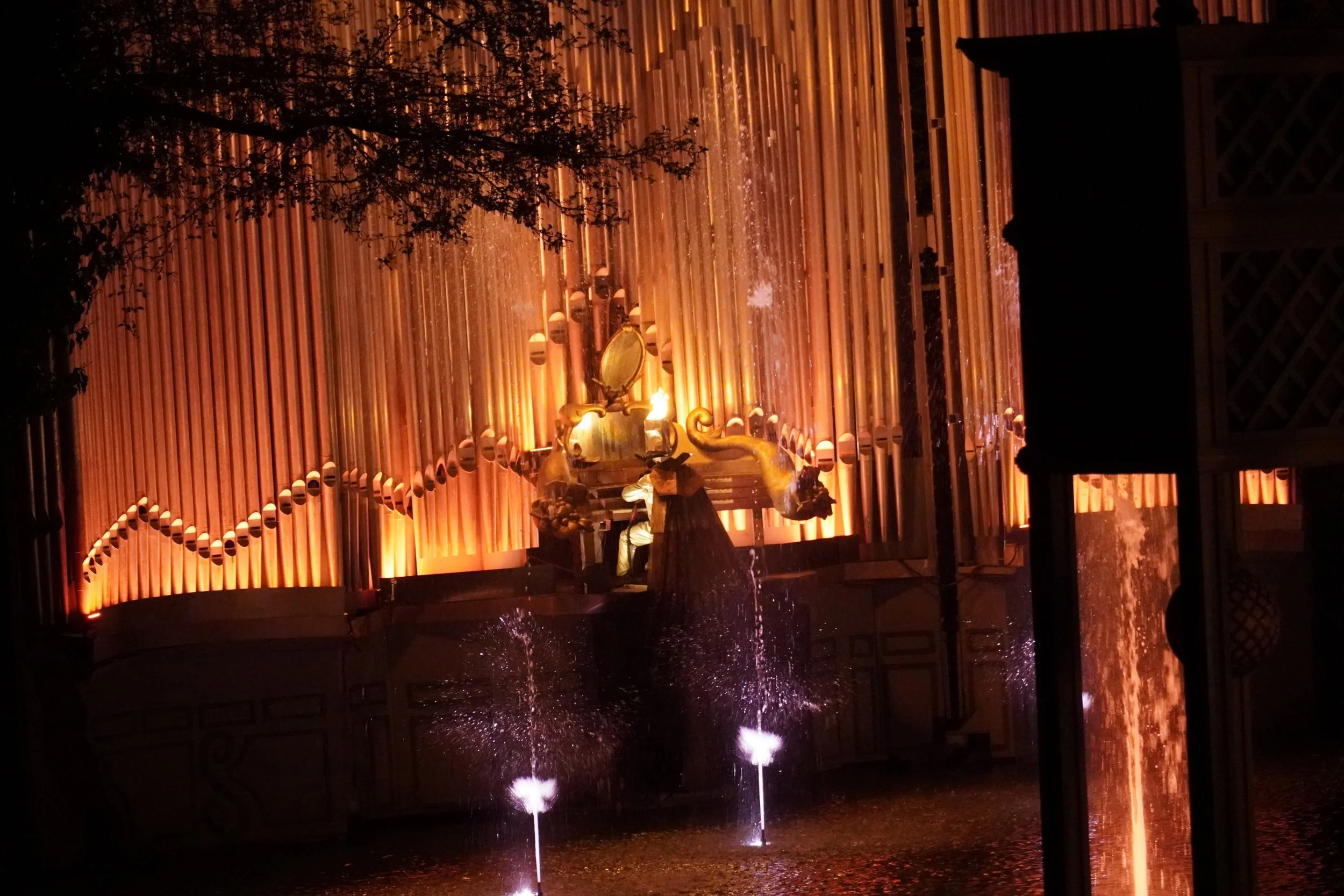 les-noces-de-feu-puy-du-fou-theme-park-show-france-e.JPG