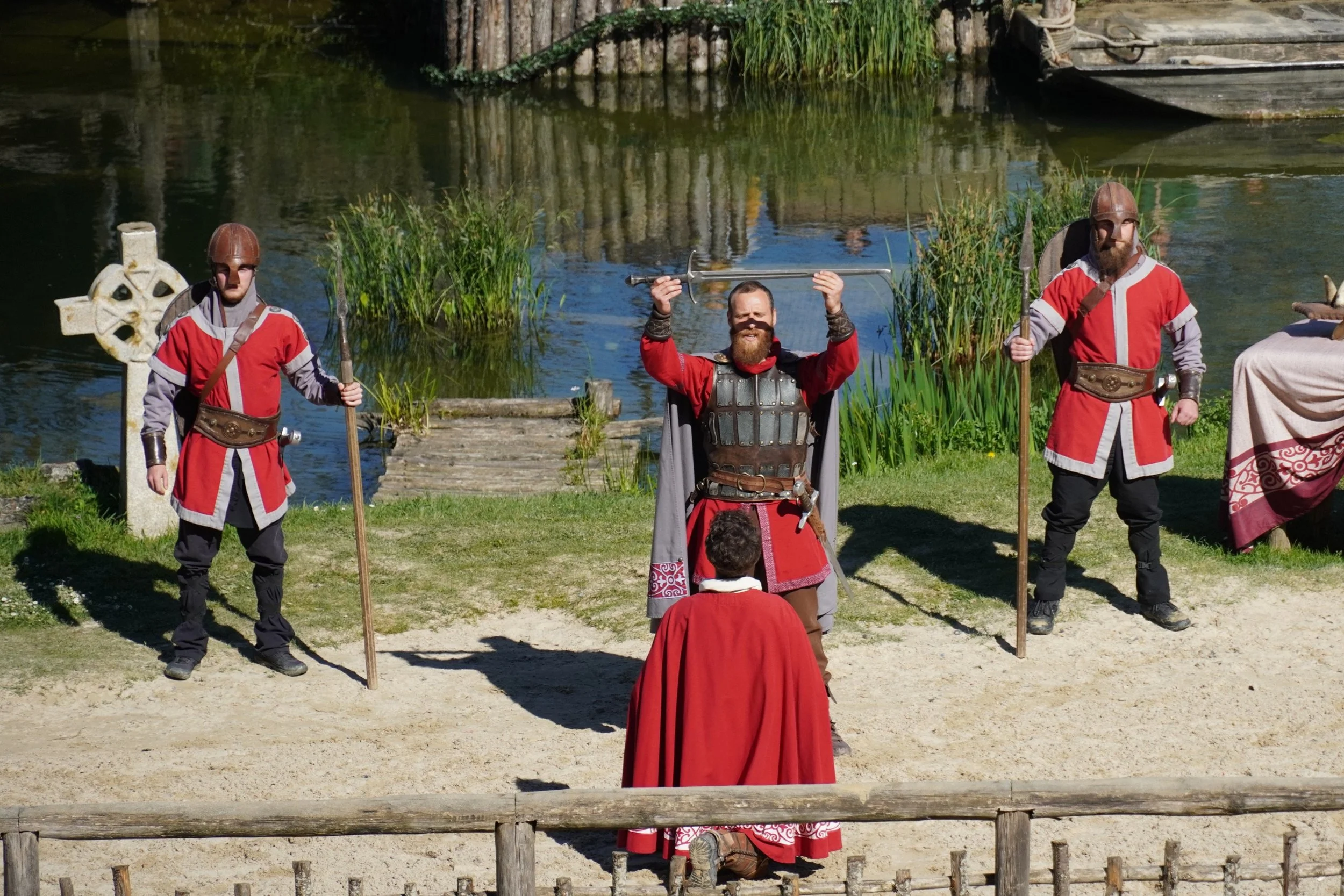 les-vikings-puy-du-fou-theme-park-show-france-a.JPG