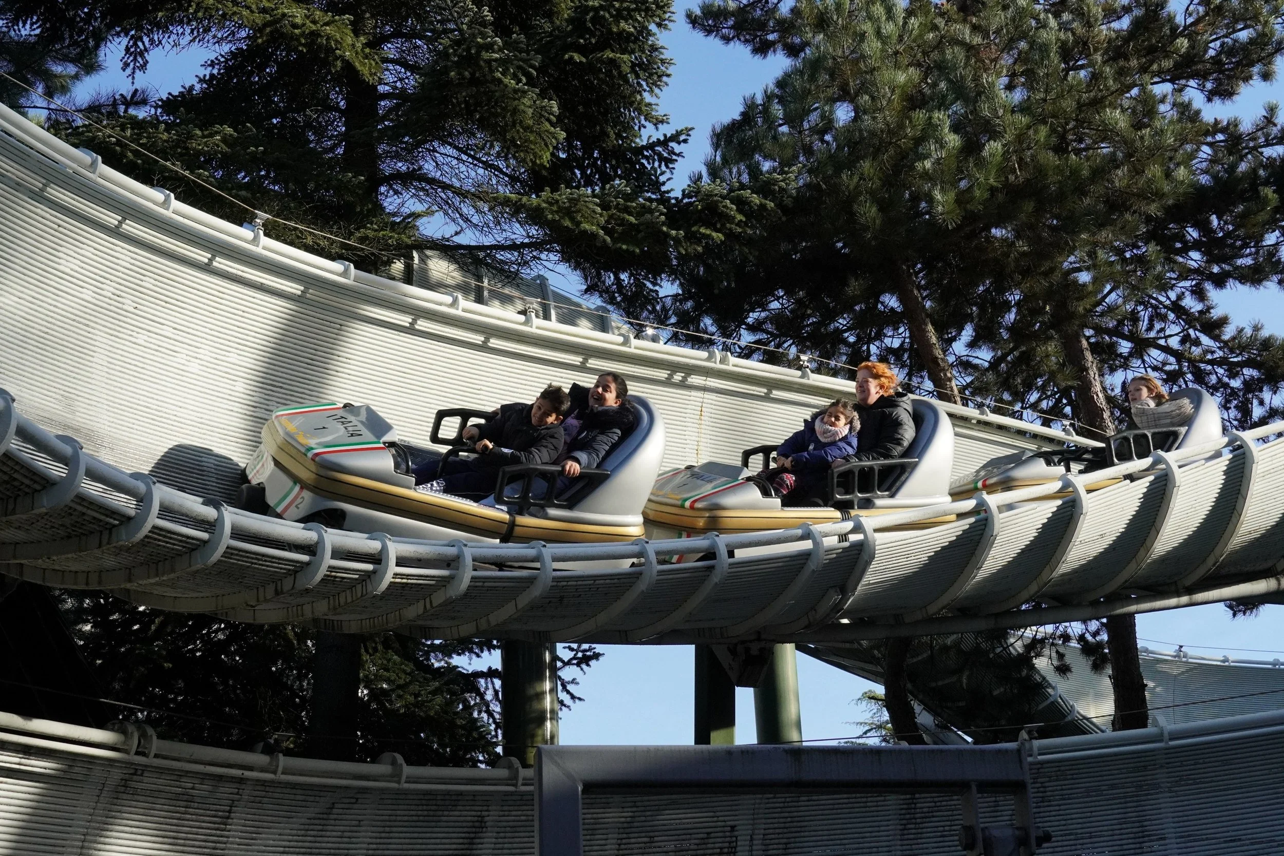 winter-europa-park-schwieser-bobahn-bobsleigh-mack-rodes-roller-coaster-b.JPG
