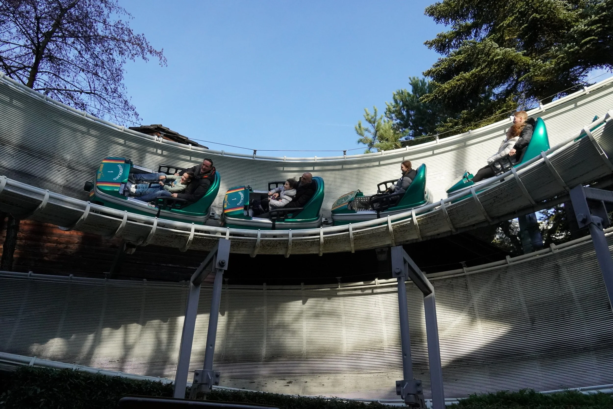winter-europa-park-schwieser-bobahn-bobsleigh-mack-rodes-roller-coaster-d.JPG