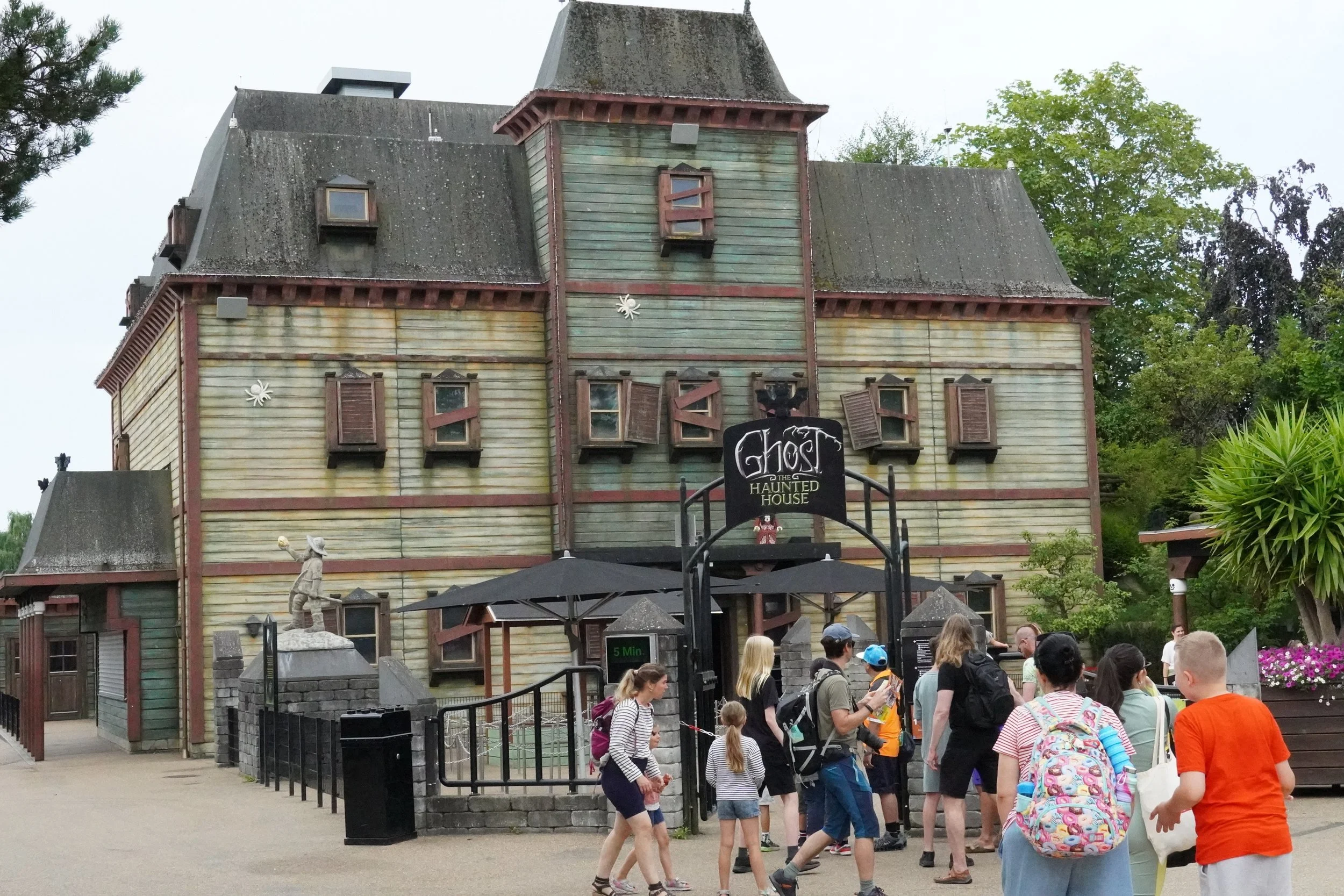 legoland-billund-haunted-house-walkthrough-denmark-theme-park.JPG