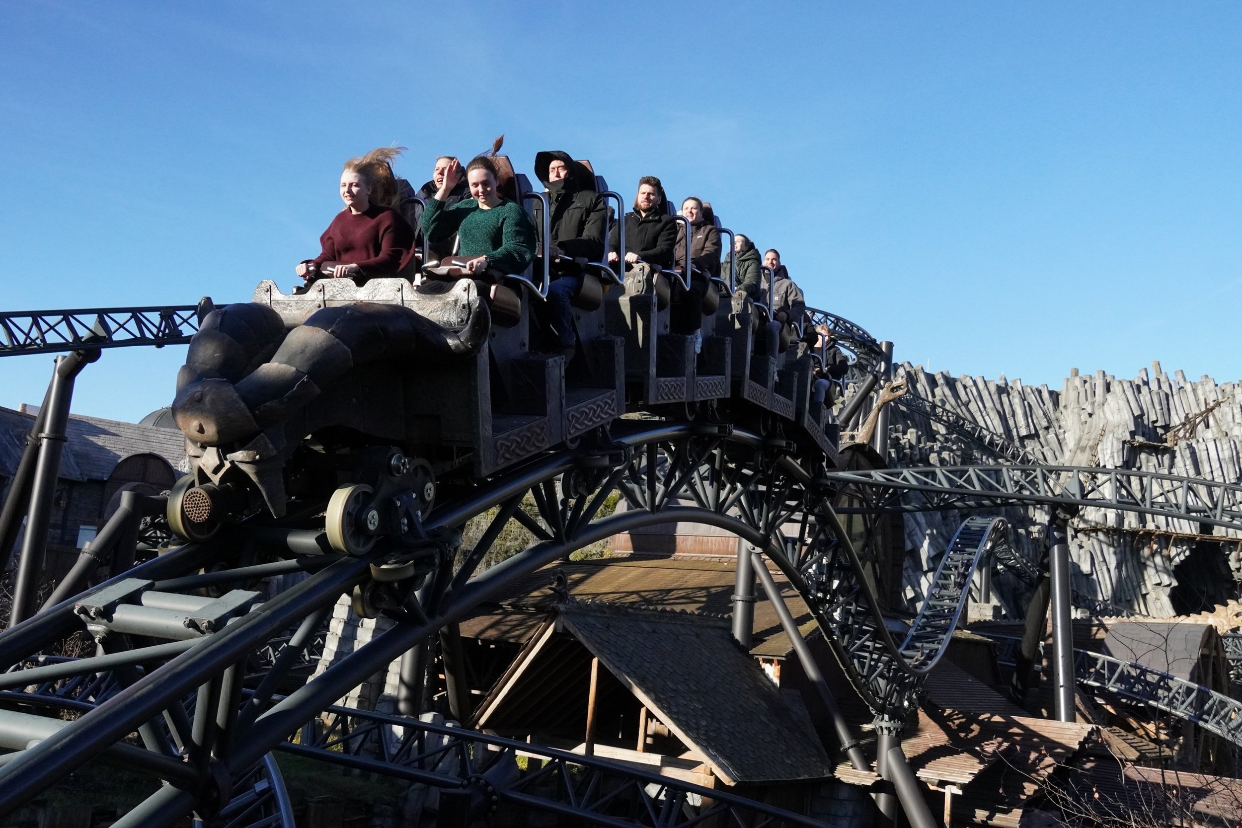 Wintertraum-phantasialand-taron-intamin-roller-coaster-ff.JPG