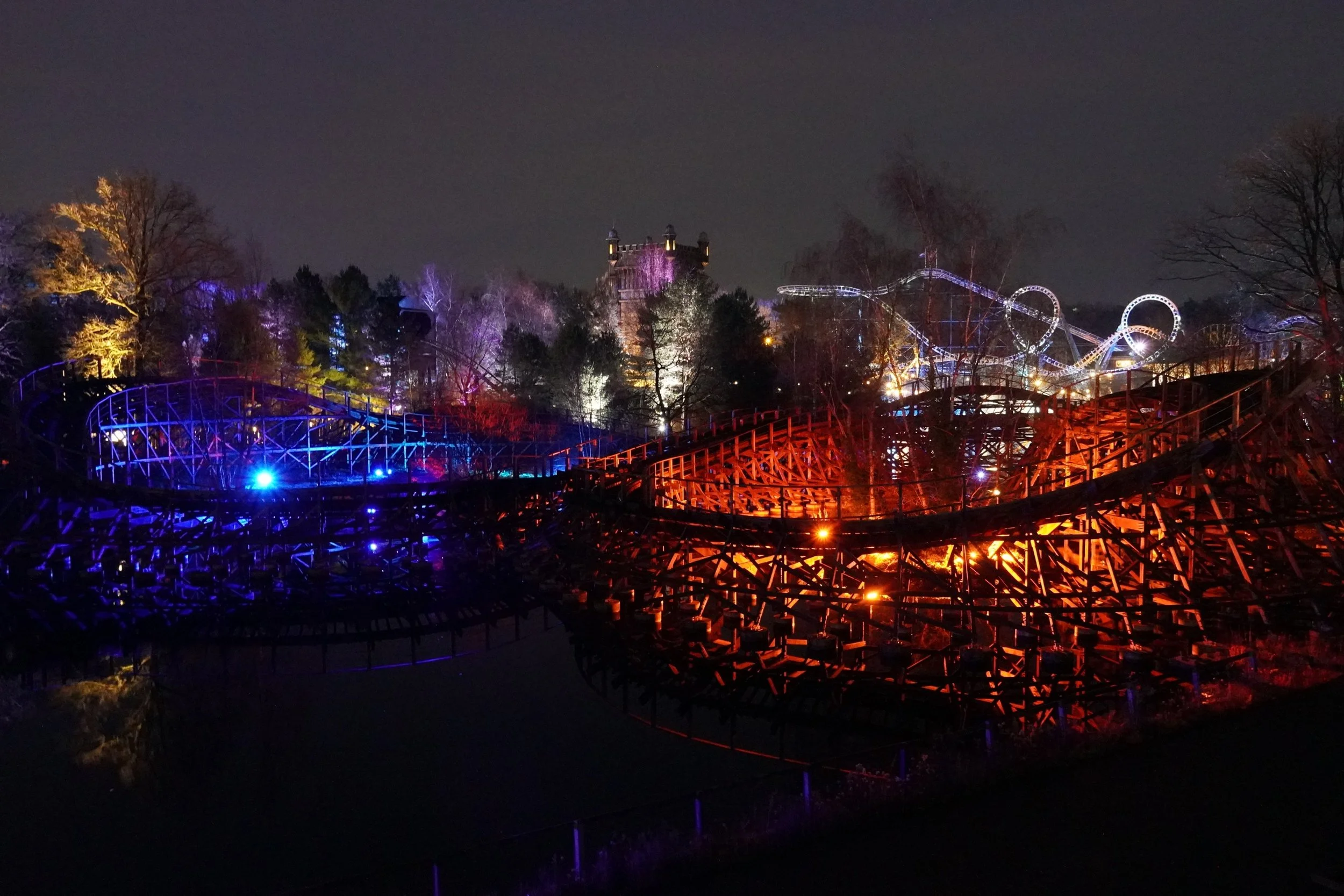winter-efteling-netherlands-joris-draak-george-dragon-gci-wooden-racing-roller-coasters-a.JPG