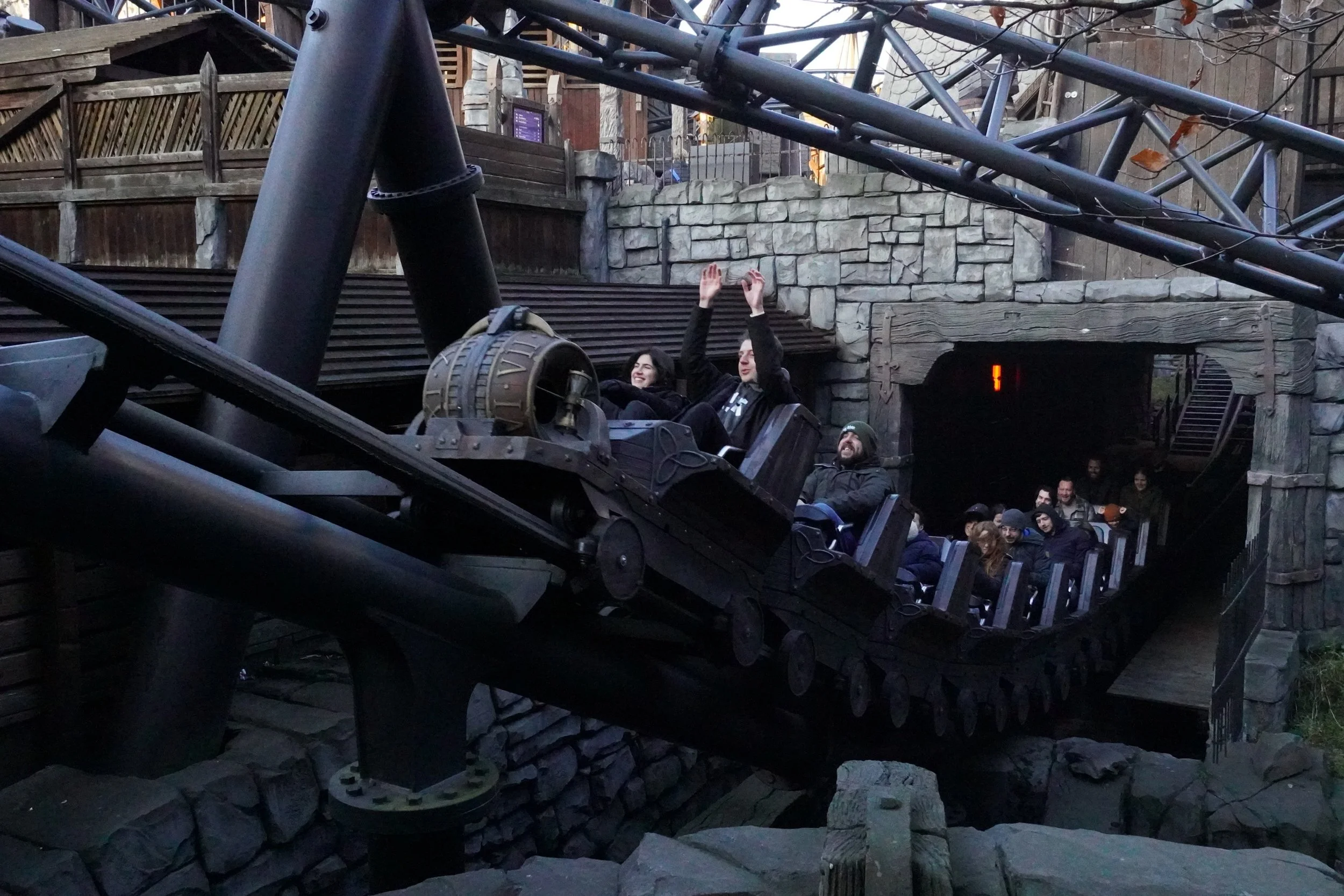 Wintertraum-phantasialand-flugheim-raik-vekoma-boomerang-roller-coaster-b.JPG