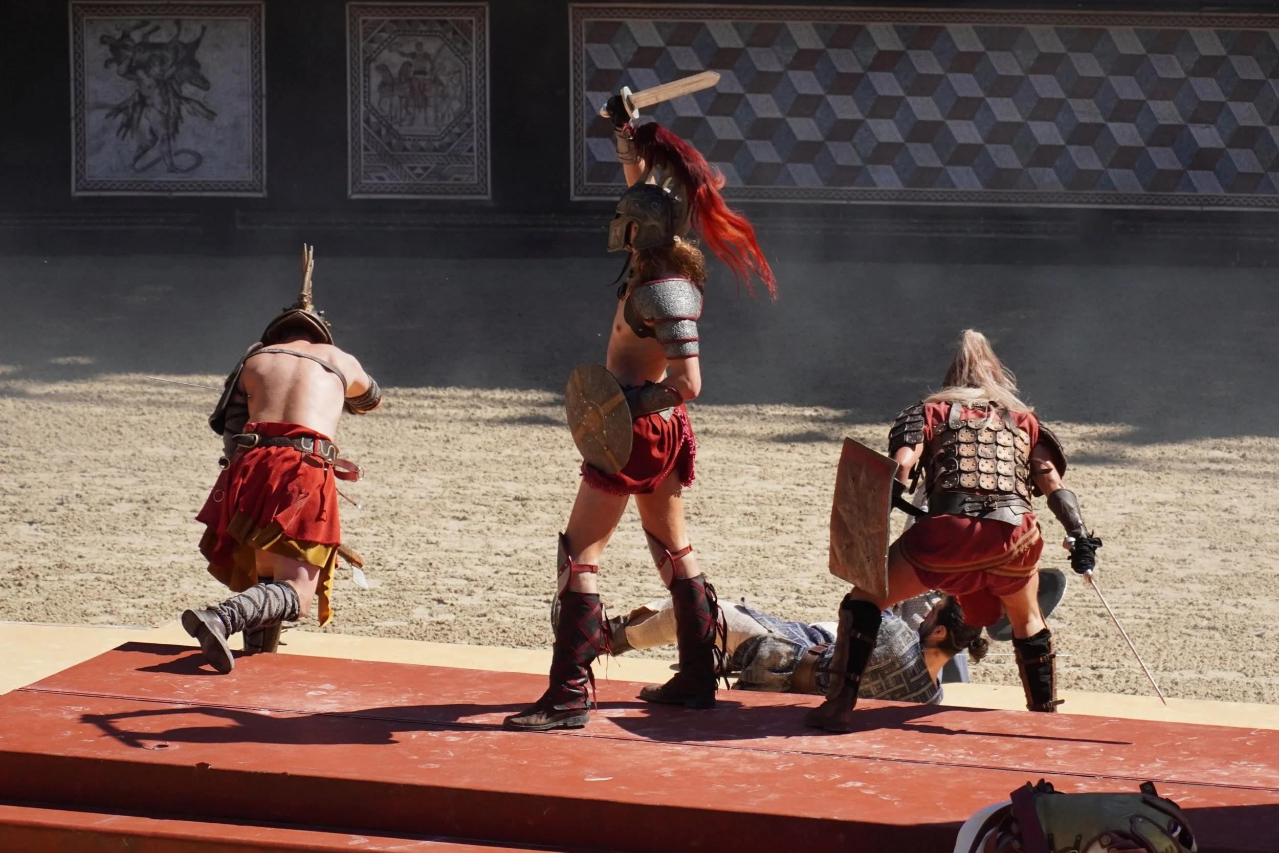 le-signe-du-triomphe-puy-du-fou-theme-park-show-france-g.JPG
