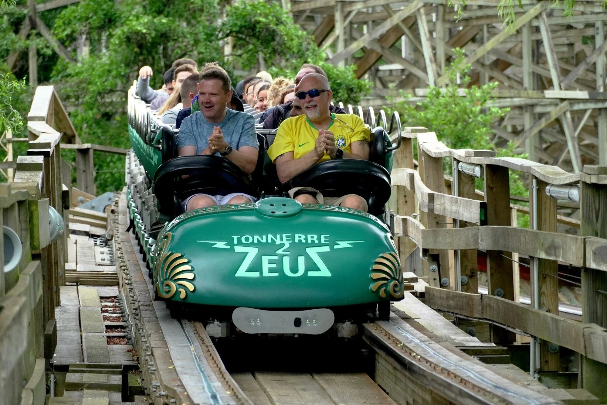 parc-asterix-france-paris-tonnerre-zeus-gravity-group-wooden-roller-coaster-e.JPG