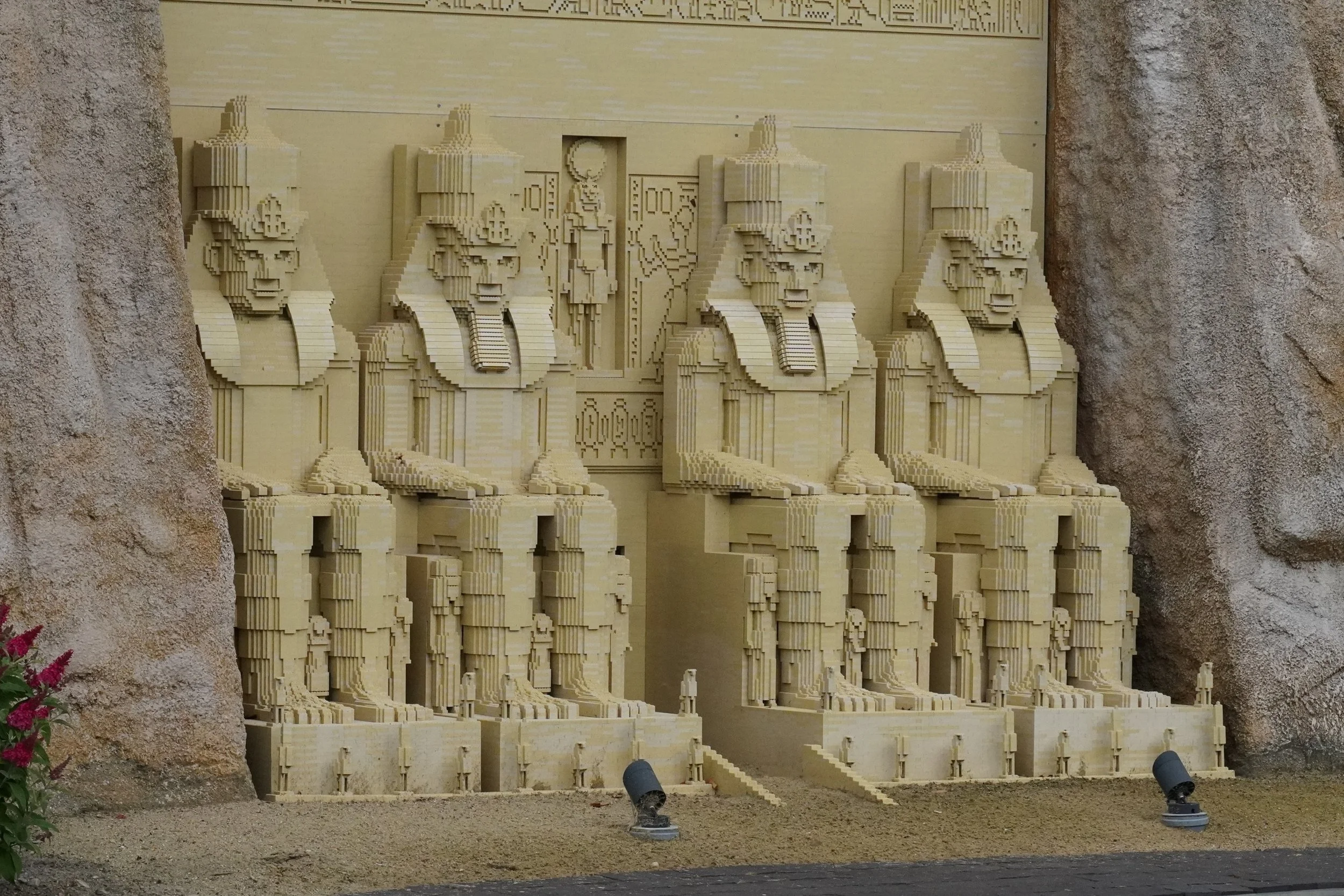 legoland-billund-denmark-theme-park-characters-lego-egypt.JPG