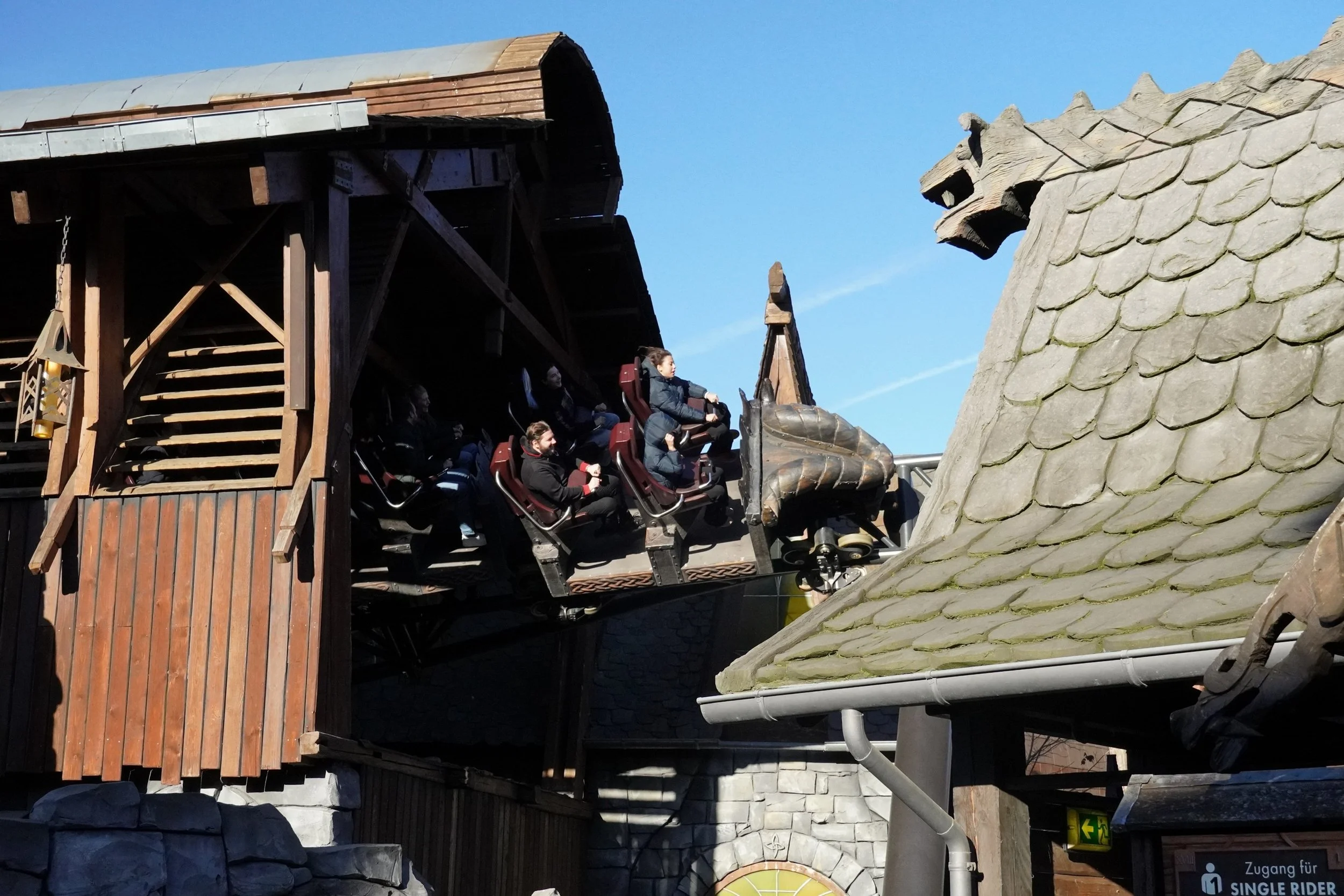 Wintertraum-phantasialand-taron-intamin-roller-coaster-jj.JPG