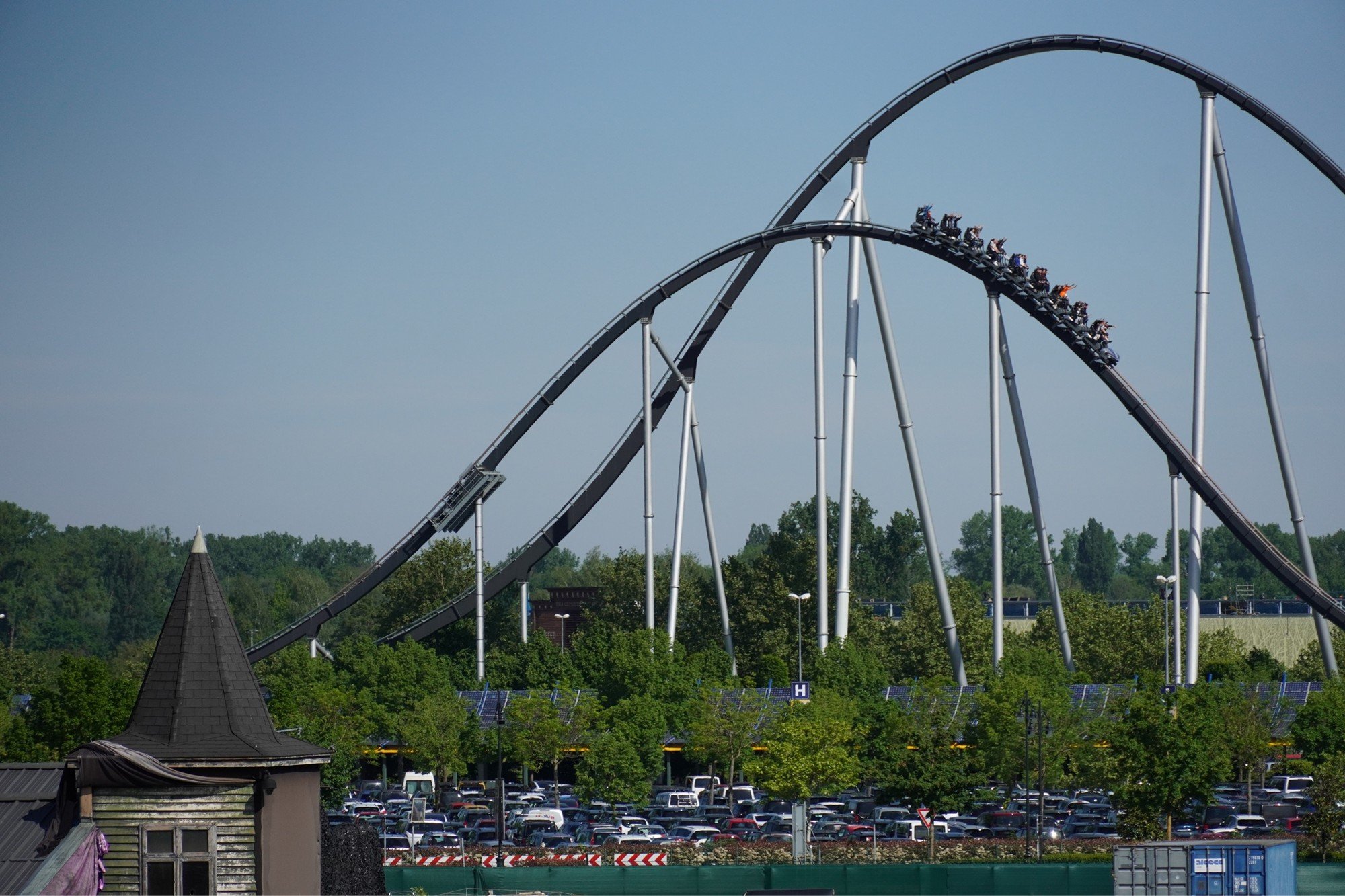 europa-park-germany-rust-silver-star-bolliger-mabillard-hyper-roller-coaster-e.JPG