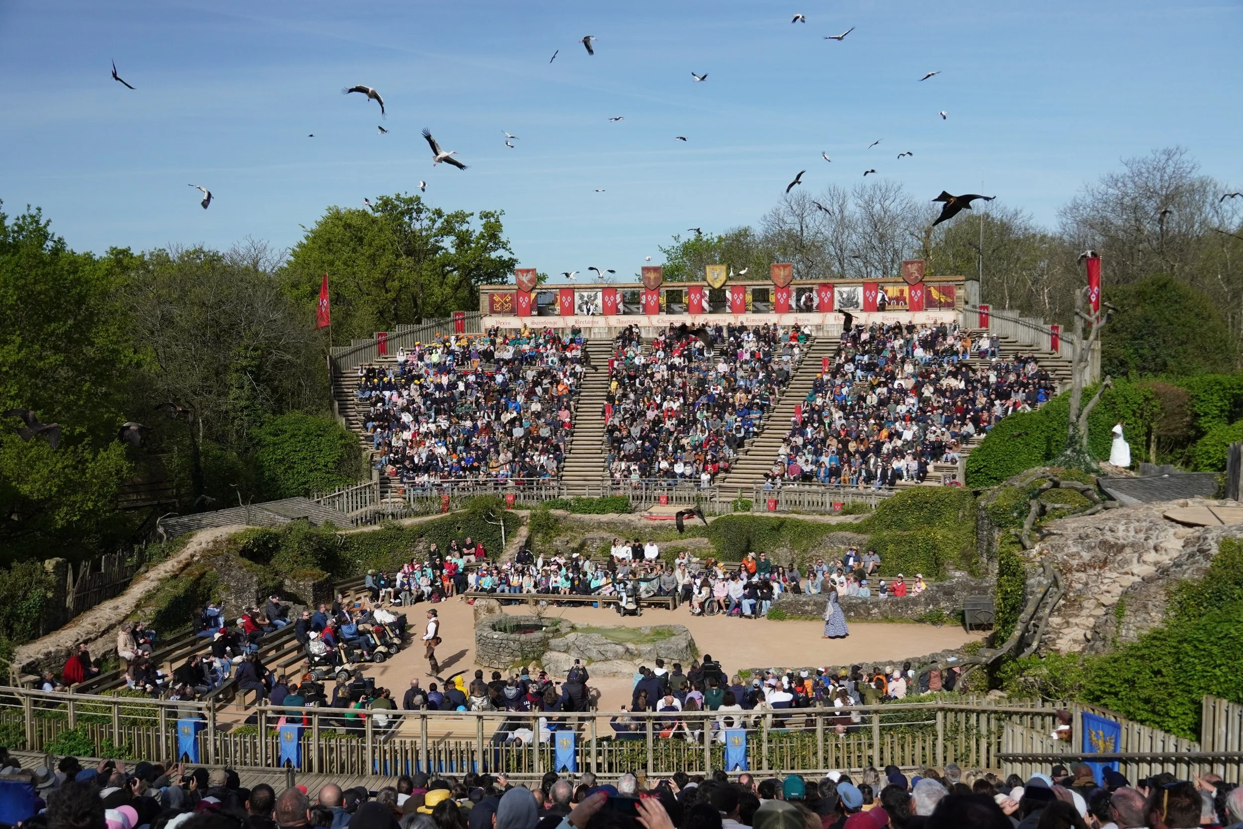 le-bal-des-oiseaux-fantômes-puy-du-fou-theme-park-show-france-g.JPG