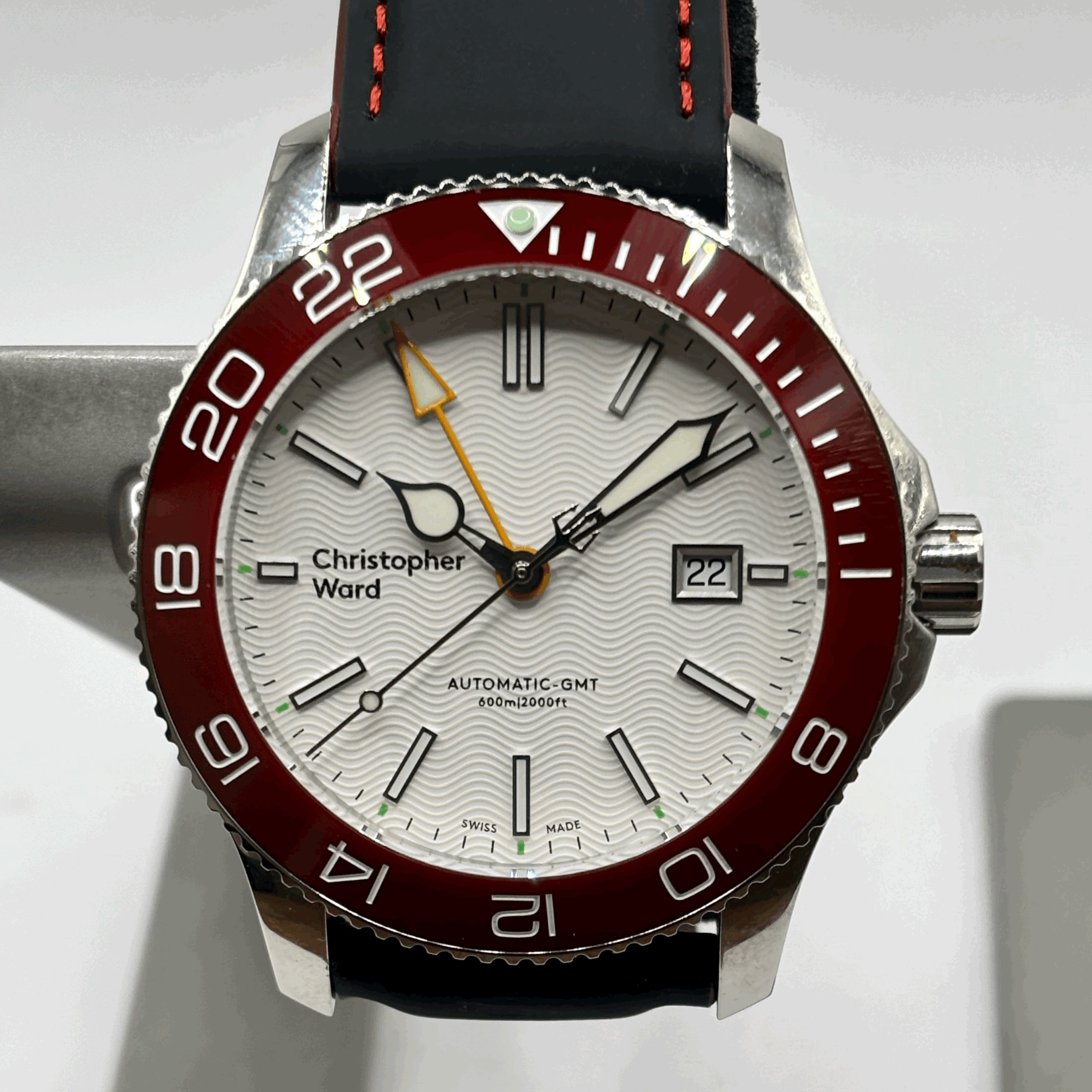 SOLD MM WH792 C60 Trident Mk2 Pro 43mm GMT 600 White/Red  (07/2021) (Archive find, mint)