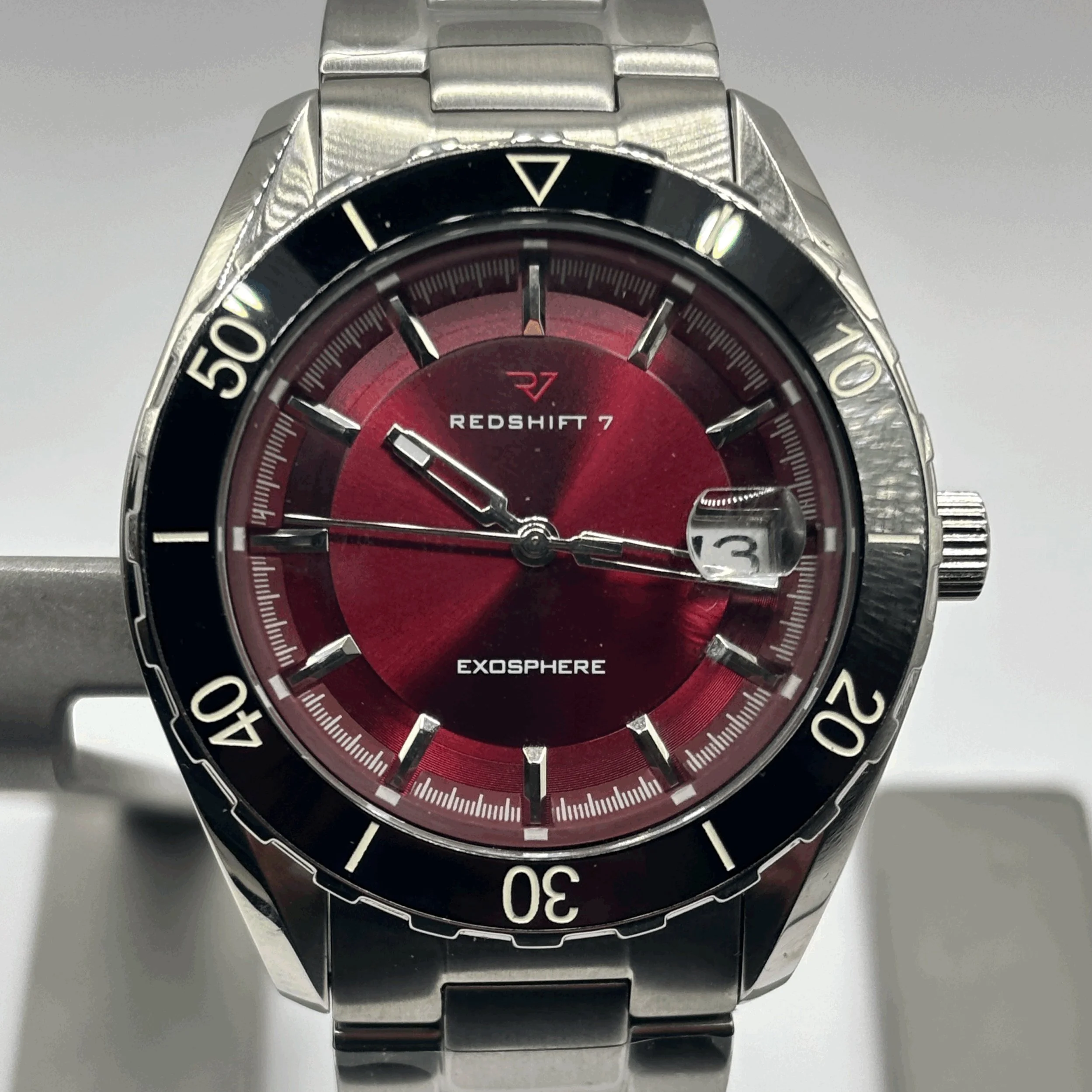 SOLD WH813 Red Shift 7 (Undated)