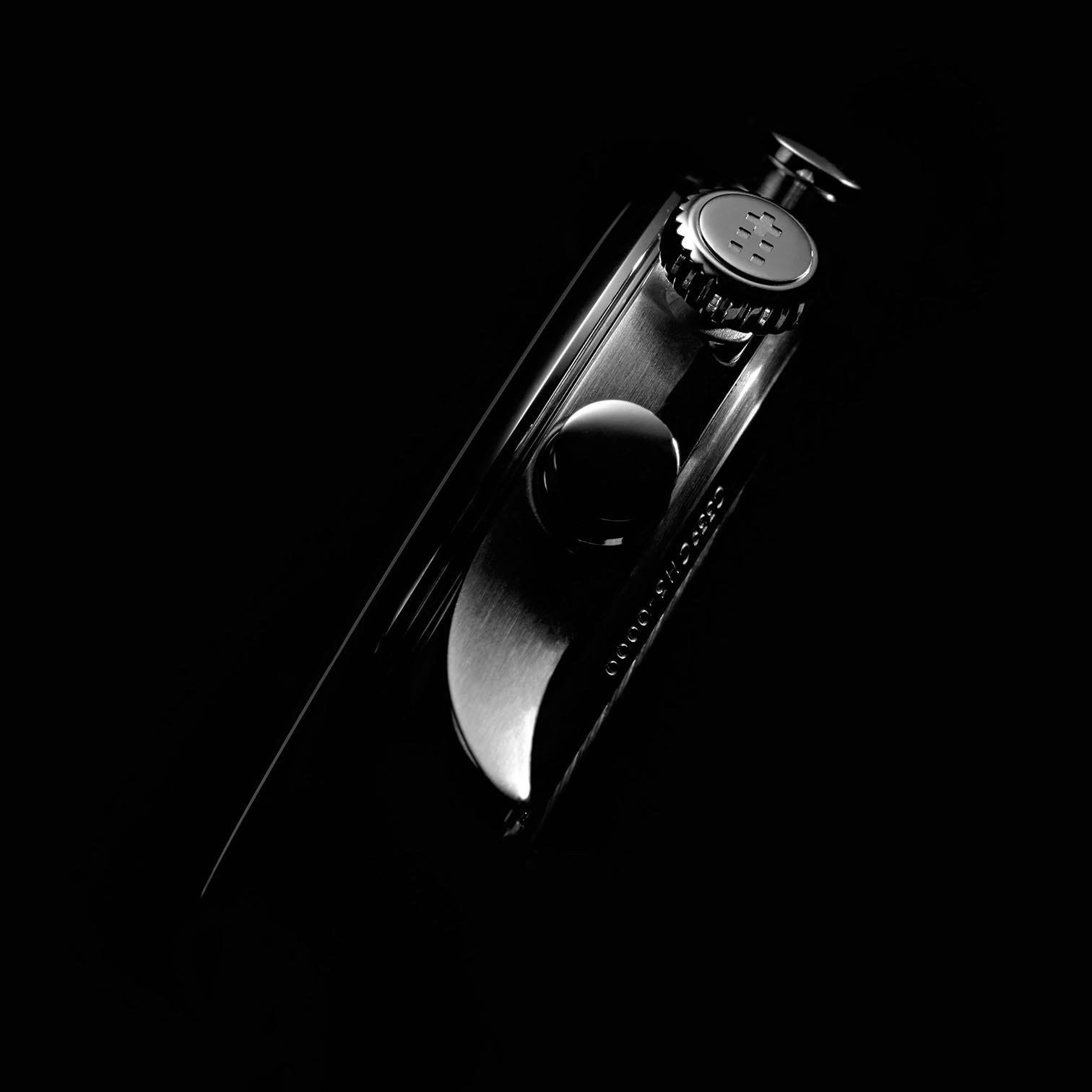c03-39qch3-s00b1-lk_profile_1.jpg