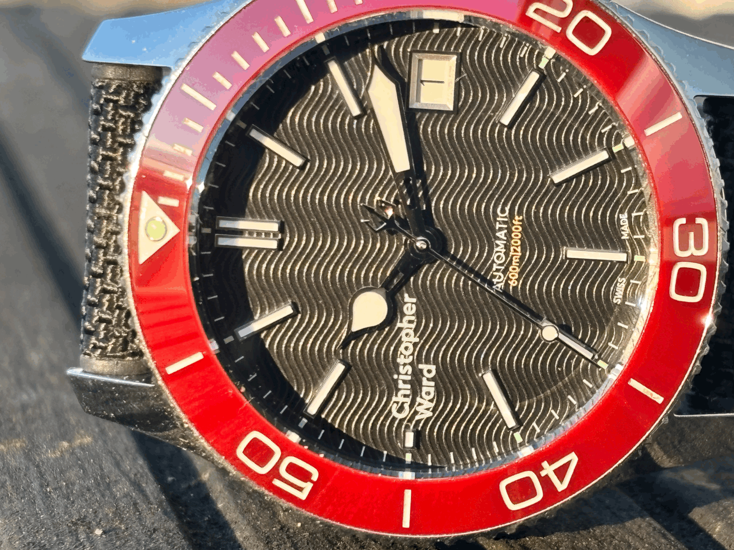 SOLD WH783 C60 Trident Pro 600 Mk2.5 red bezel 38mm (04/2017