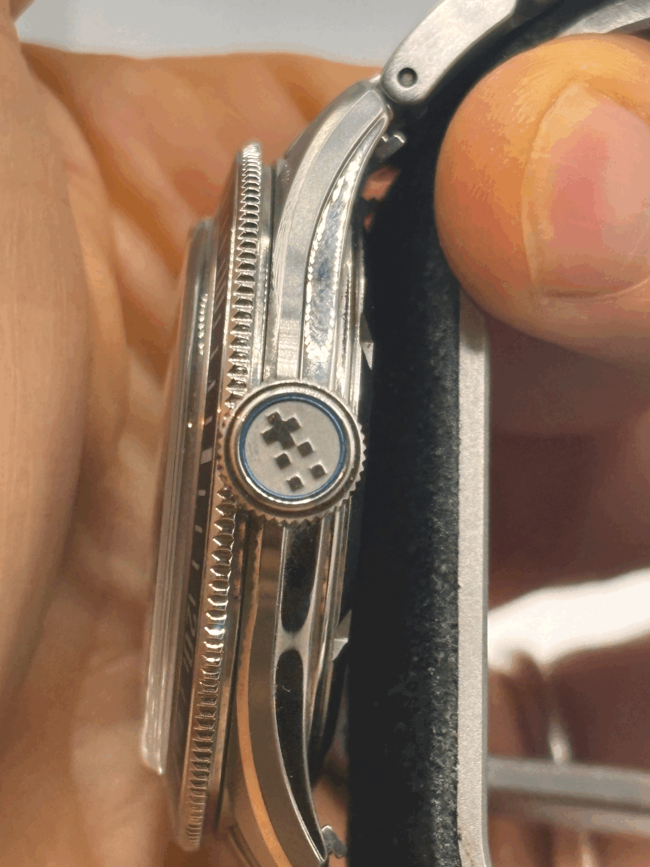 tempImagee2oZOE.gif (Copy)