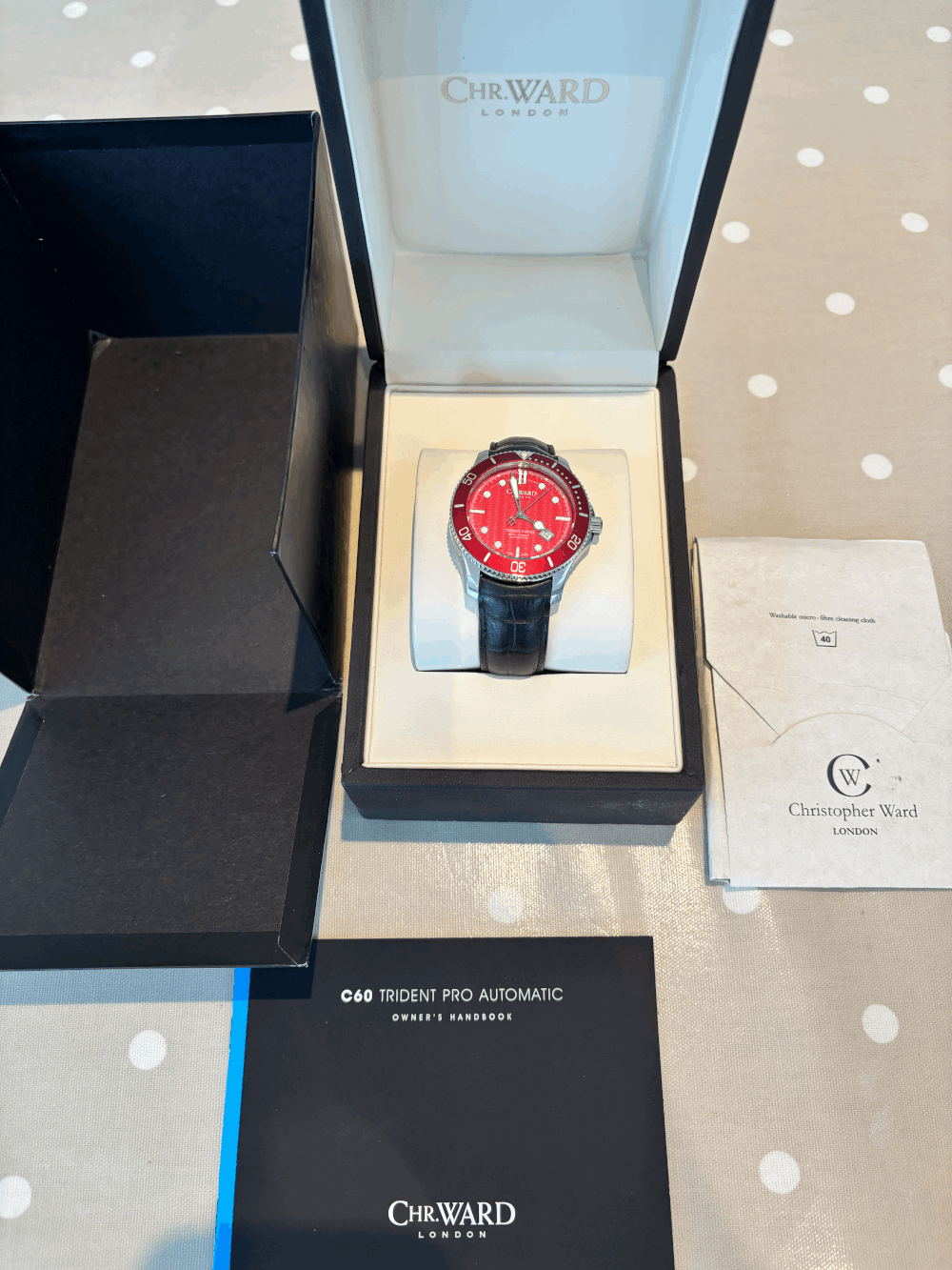 SOLD WH442 C60 Trident Pro Automatic Mk1 red bezel (01/2015