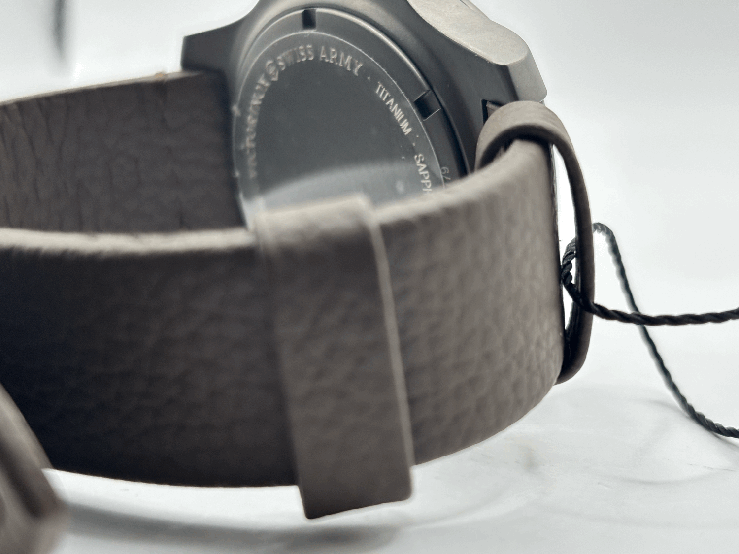 Victorinox I.N.O.X. Titanium ジャンク Victorinox Swiss Army INOX Titanium Watch Hands-On