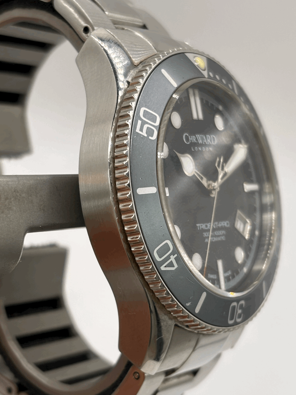 SOLD WH1150 C60 Trident Pro Automatic Mk1 charcoal bezel (02/2013