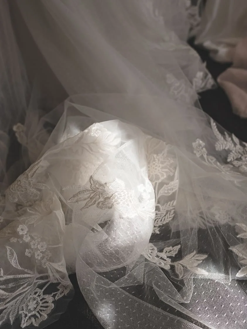 When Alice first approached me with a simple tulle dress, I knew we were in for a creative journey. 
From our initial consultation, where her vision began to take shape, to the fabric selection, follow-up fittings, and final fitting, every step was