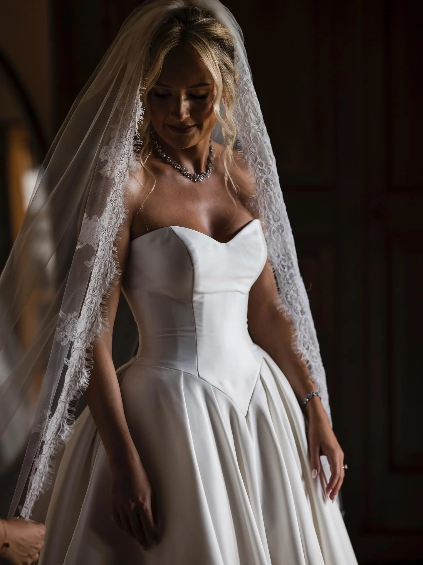 Complete your wedding day look with our stunning handmade veils. Here&rsquo;s Izzy&rsquo;s gorgeous French lace veil, complementing her bespoke gown perfectly. Thanks again for sharing this special moment. 🤍 Book your appointment to see our handmade