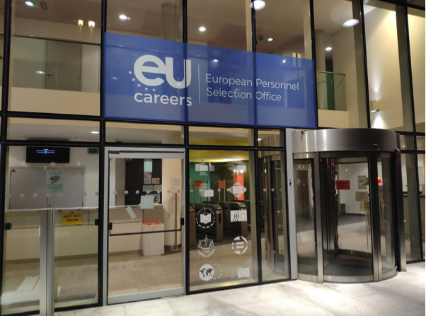 HOW TO GET A PERMANENT JOB IN THE EUROPEAN UNION? THE DIFFERENCES BETWEEN EU INSTITUTIONS AND AGENCIES&nbsp;