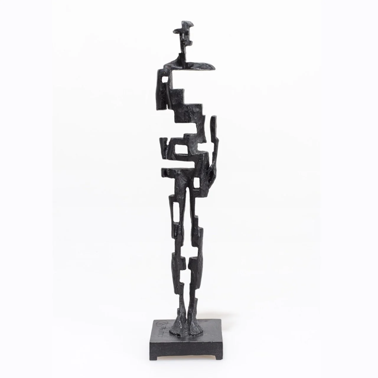  Title: Shadow   
(HxWxD):23x5x5 cm 
Bronze