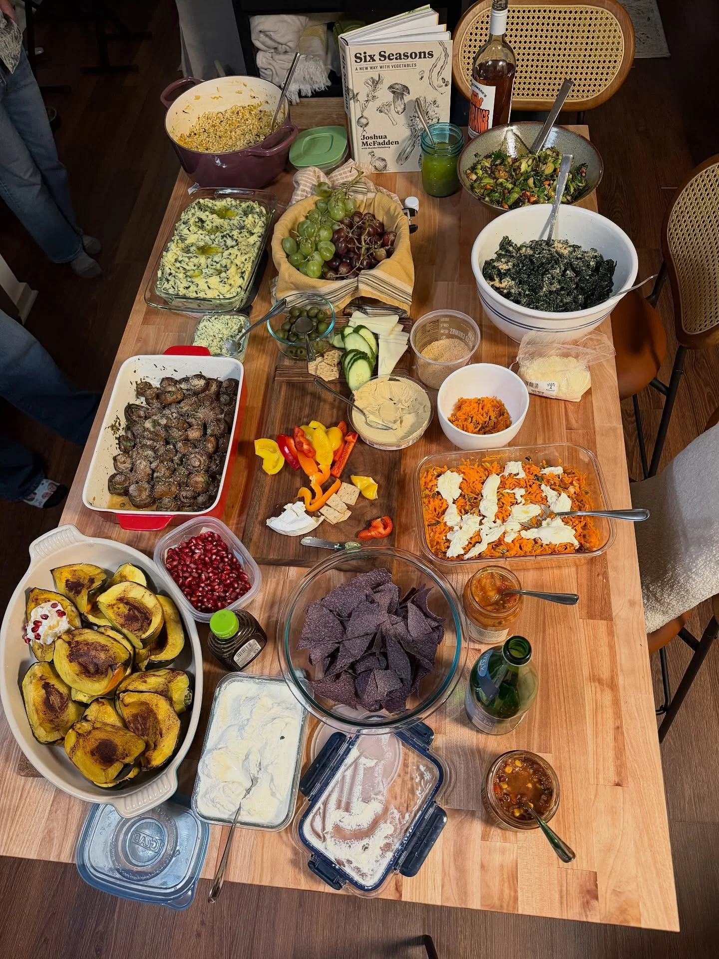 recipe parties are the best kind of parties 

Featuring Six Seasons by @jj__mc